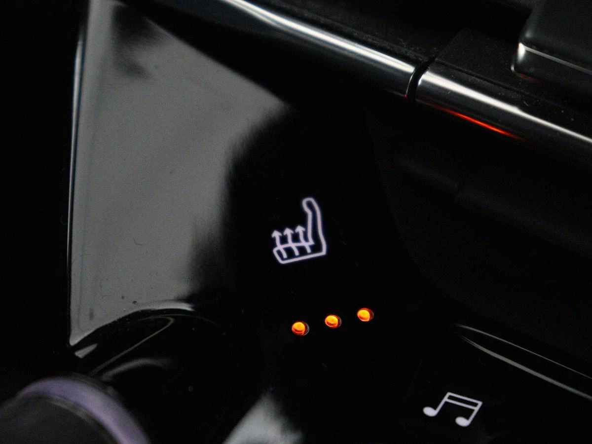 Hoofdafbeelding Peugeot e-2008