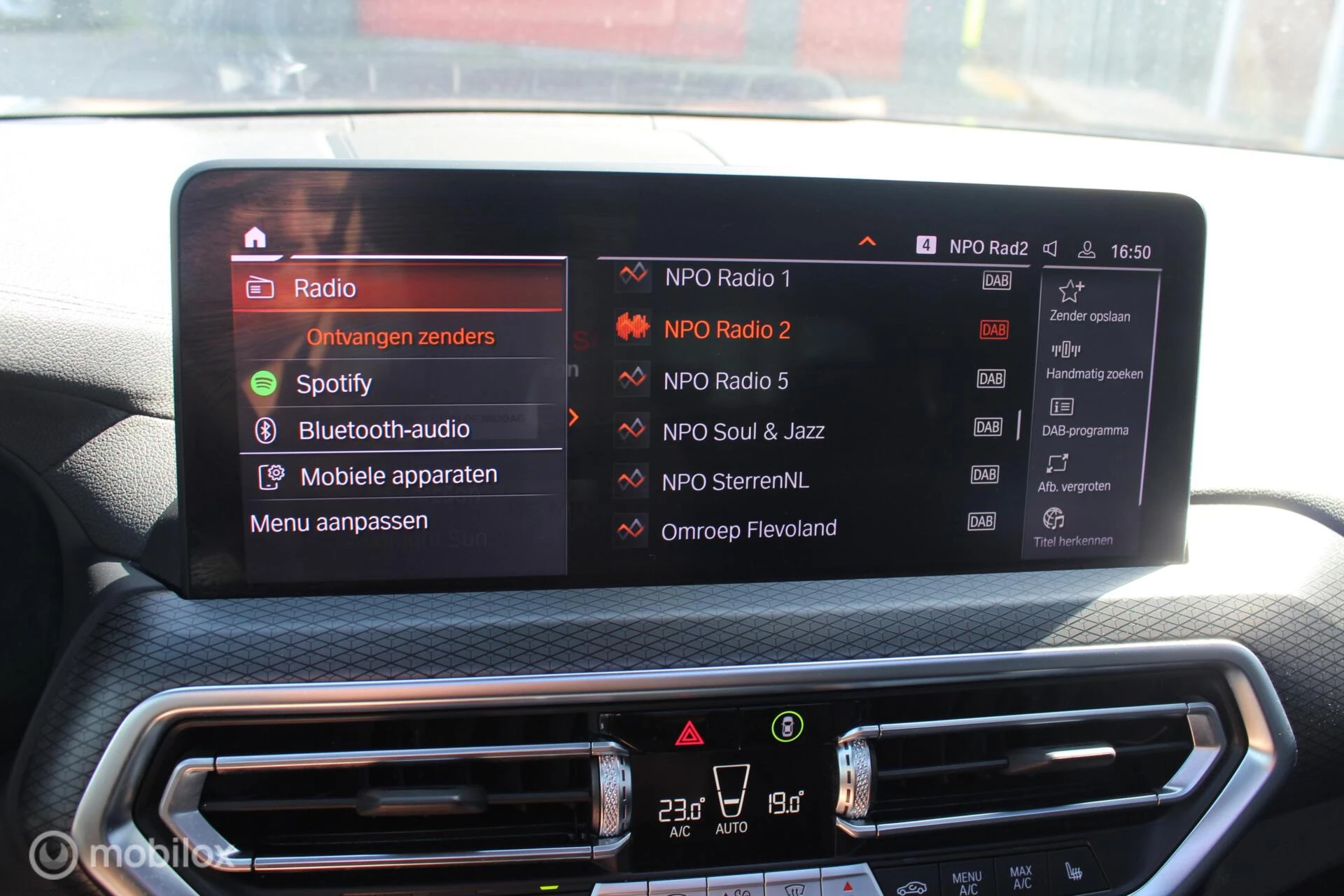 Hoofdafbeelding BMW iX3