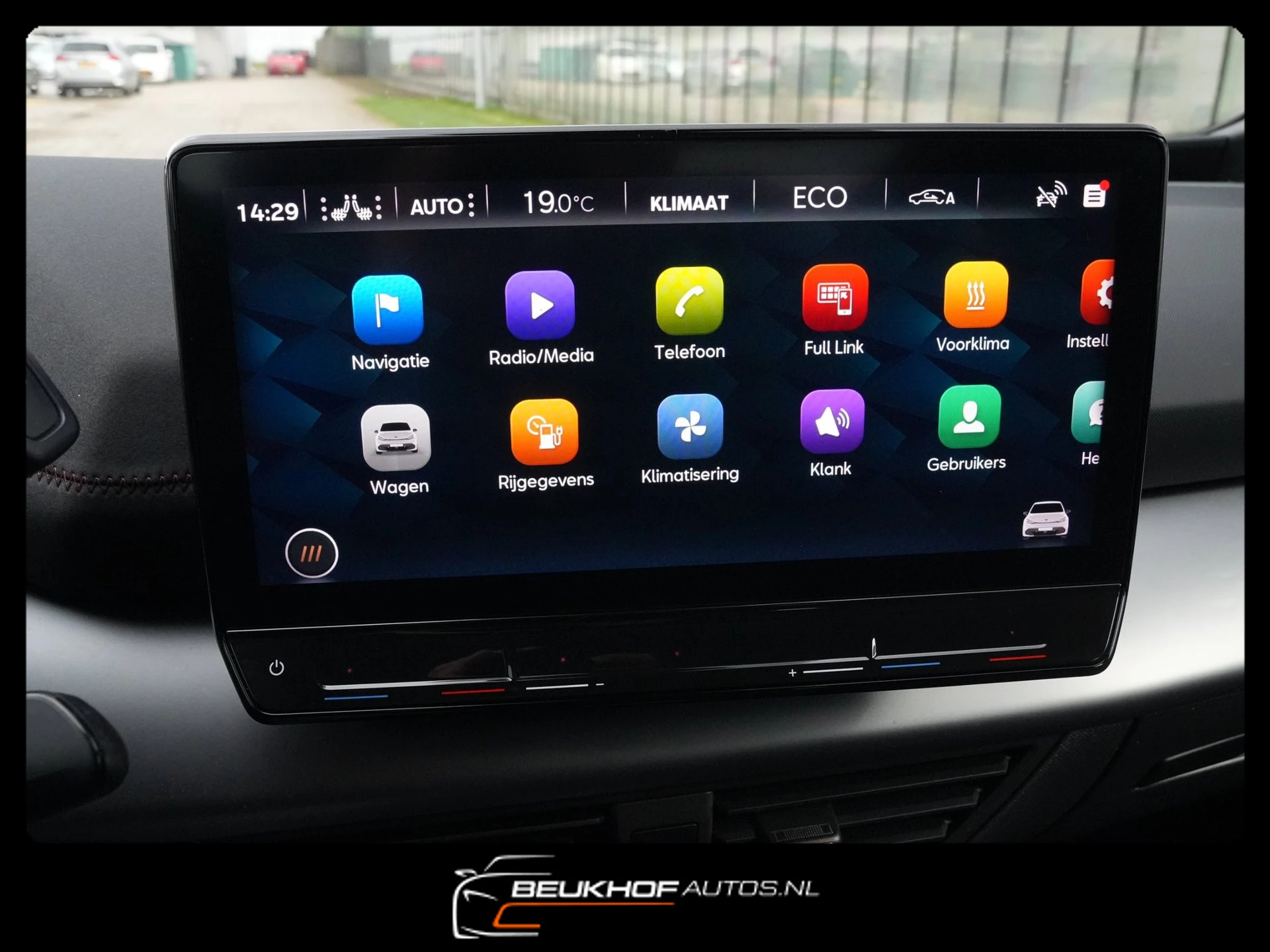 Hoofdafbeelding CUPRA Born