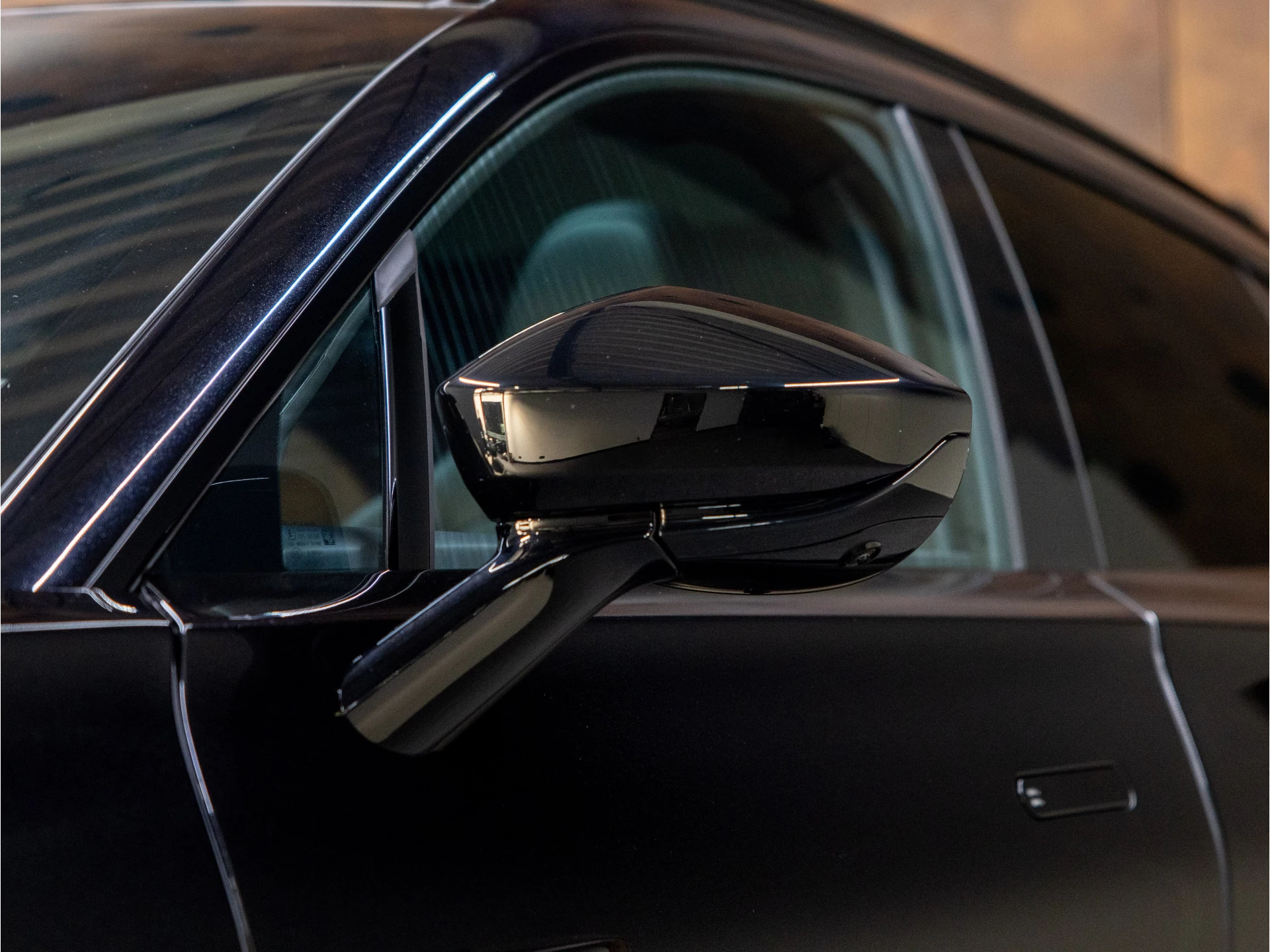 Hoofdafbeelding Aston Martin DBX