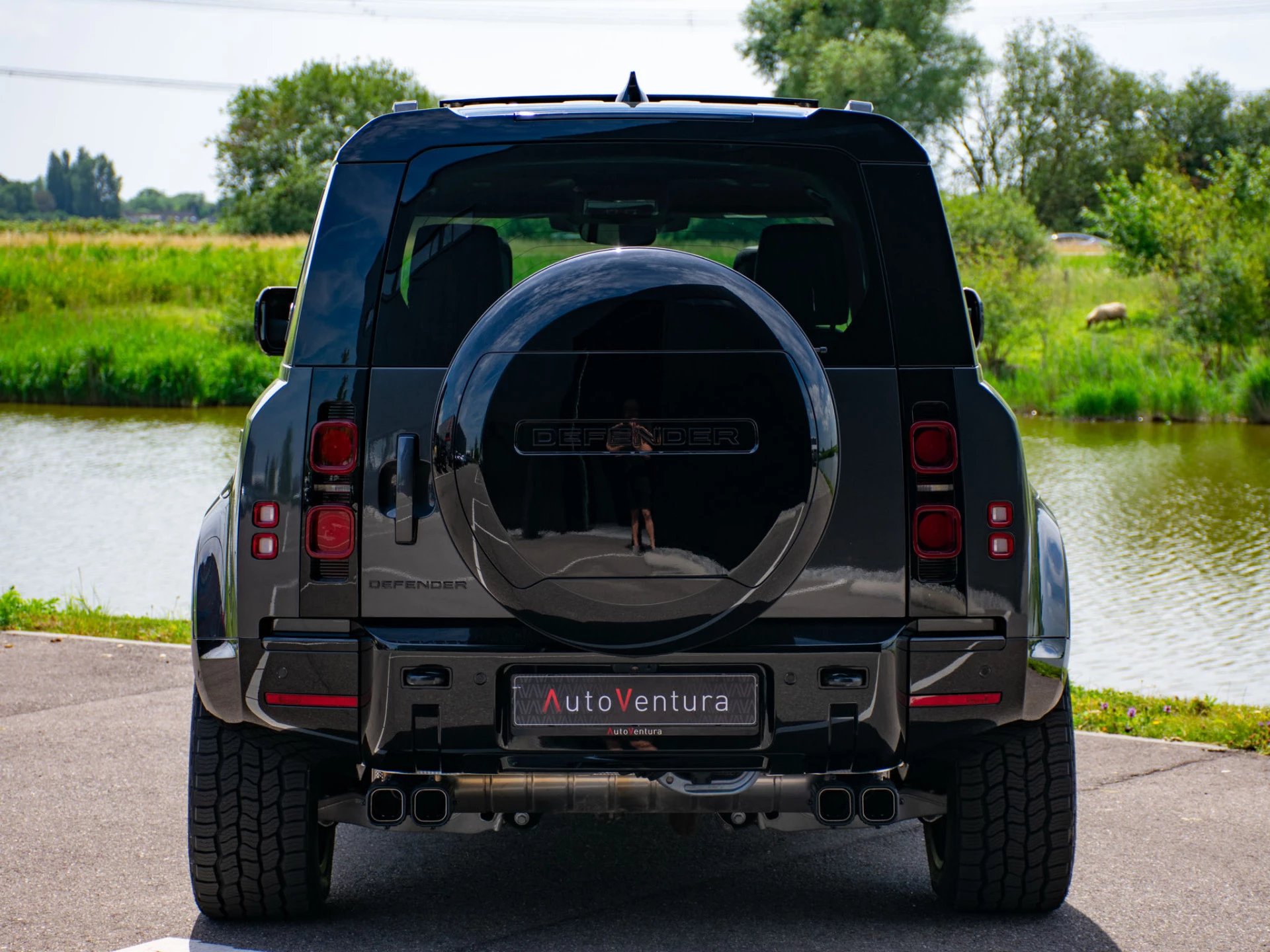 Hoofdafbeelding Land Rover Defender