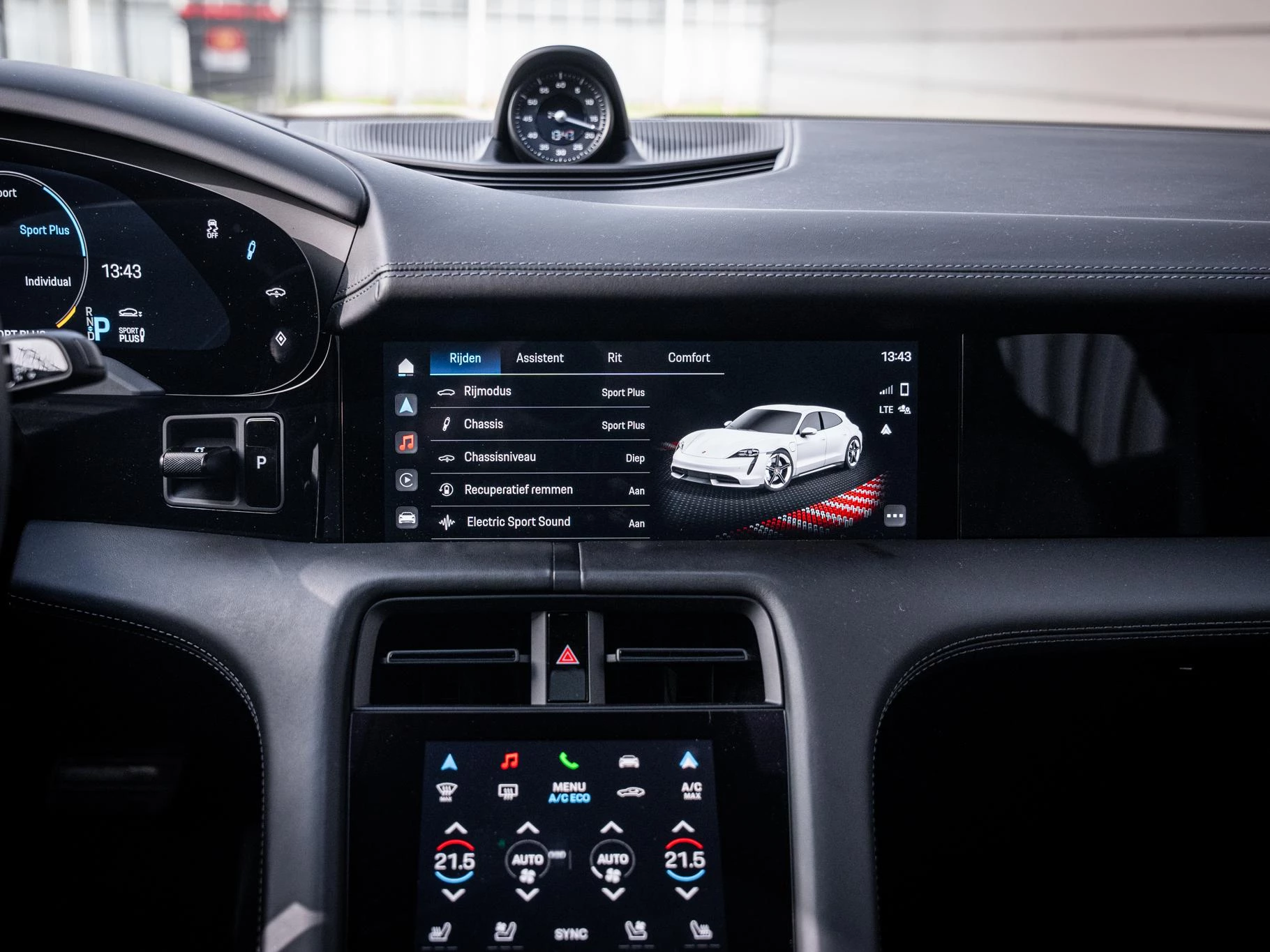 Hoofdafbeelding Porsche Taycan