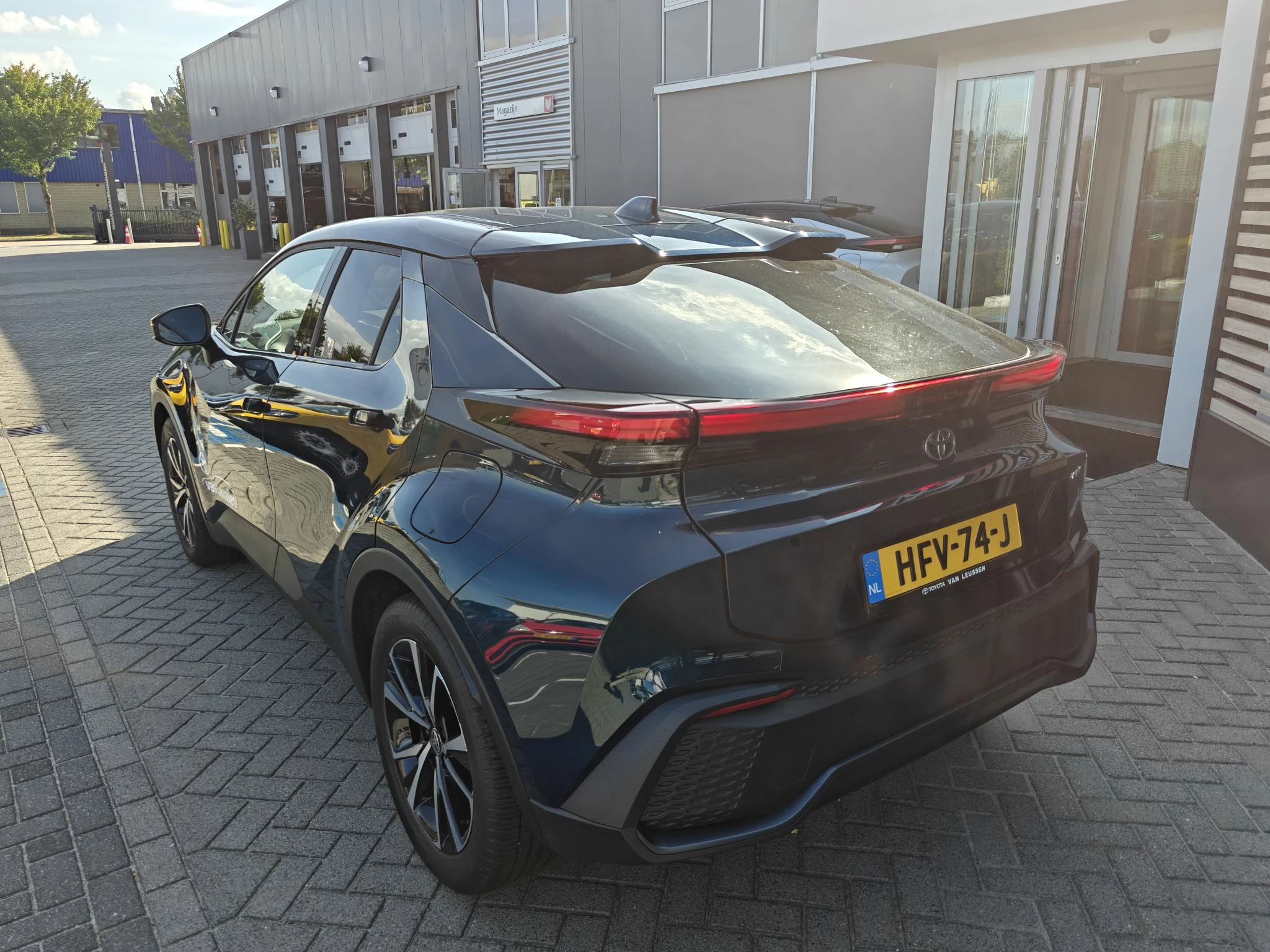 Hoofdafbeelding Toyota C-HR