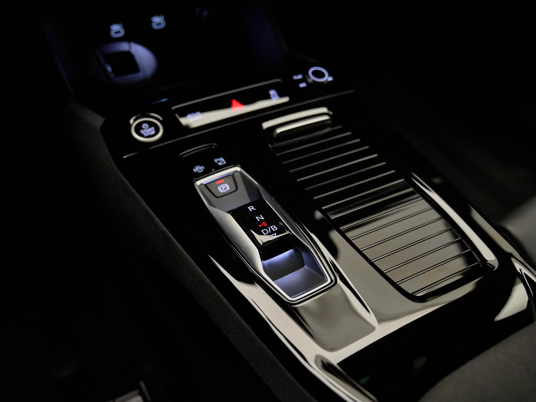 Hoofdafbeelding Audi Q6 e-tron