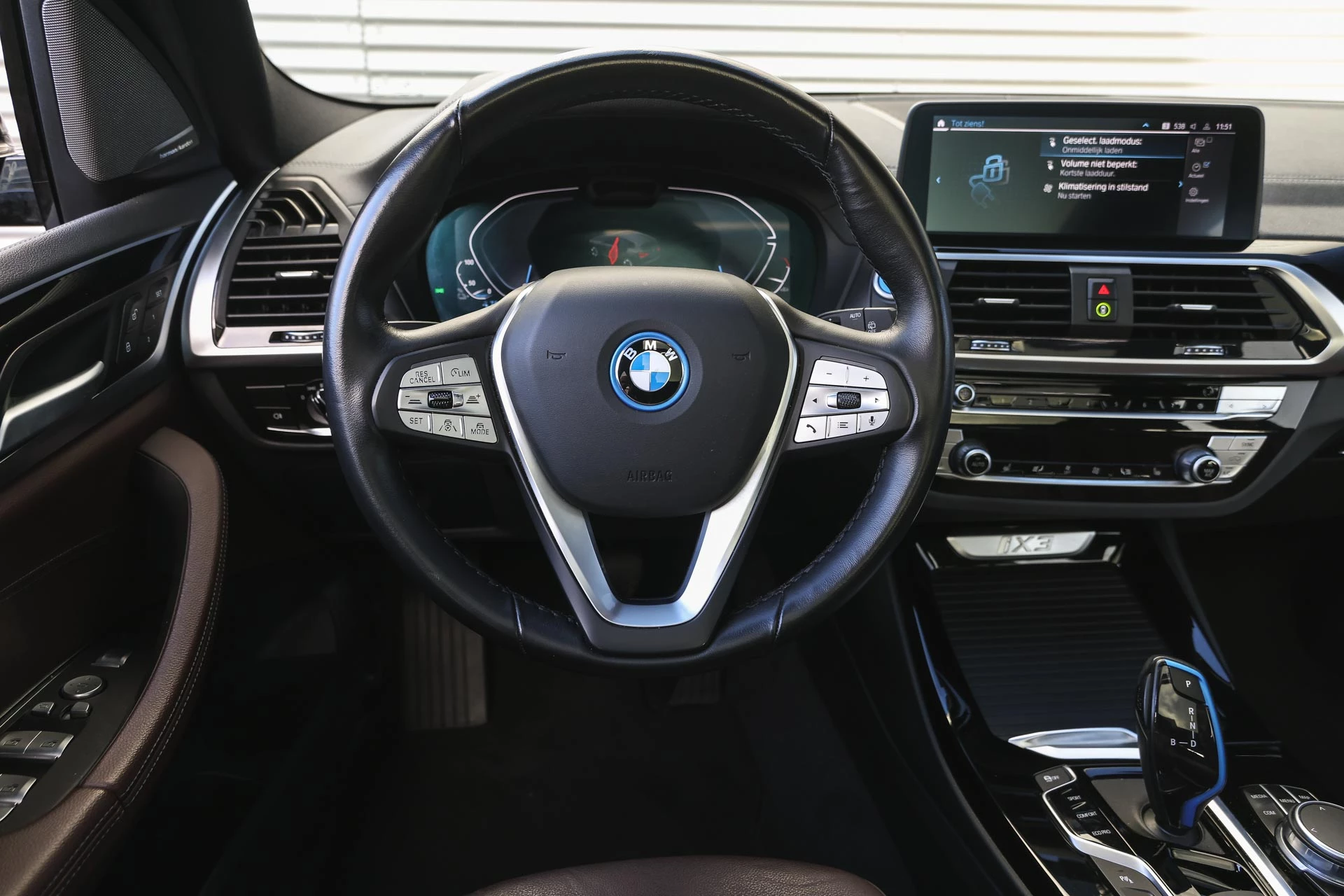 Hoofdafbeelding BMW iX3