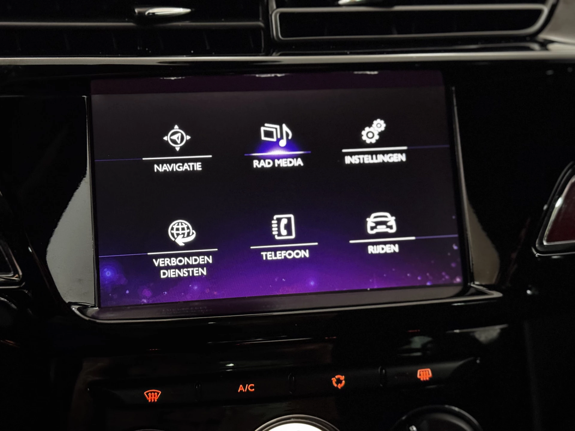 Hoofdafbeelding DS DS 3