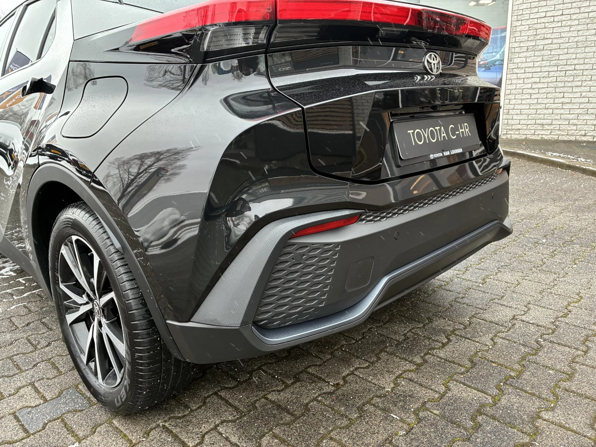 Hoofdafbeelding Toyota C-HR