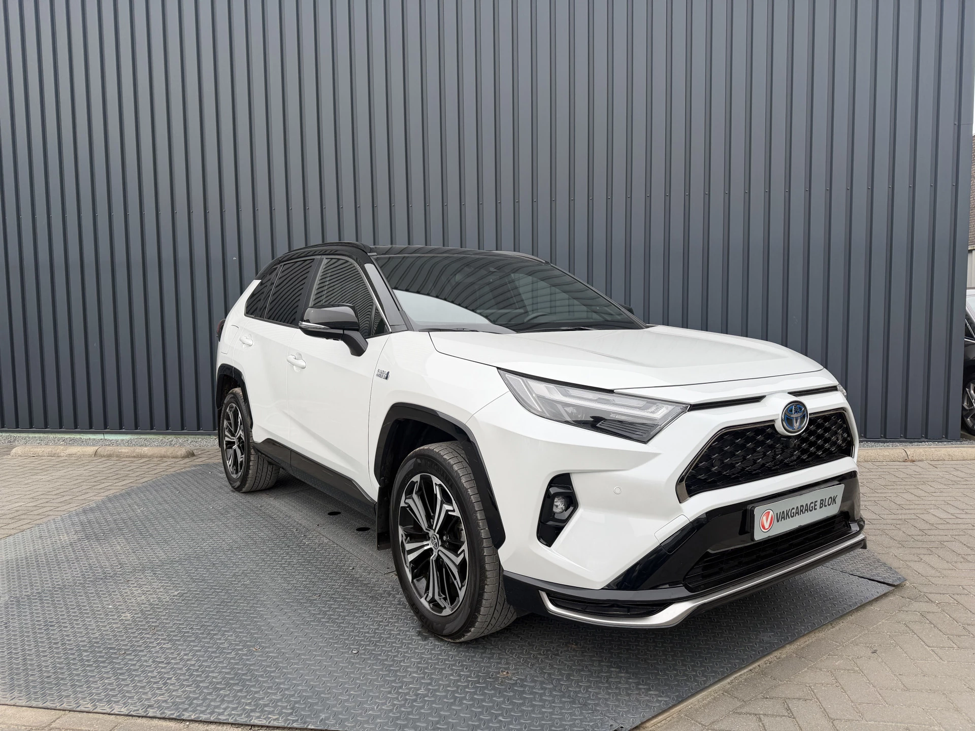 Hoofdafbeelding Toyota RAV4