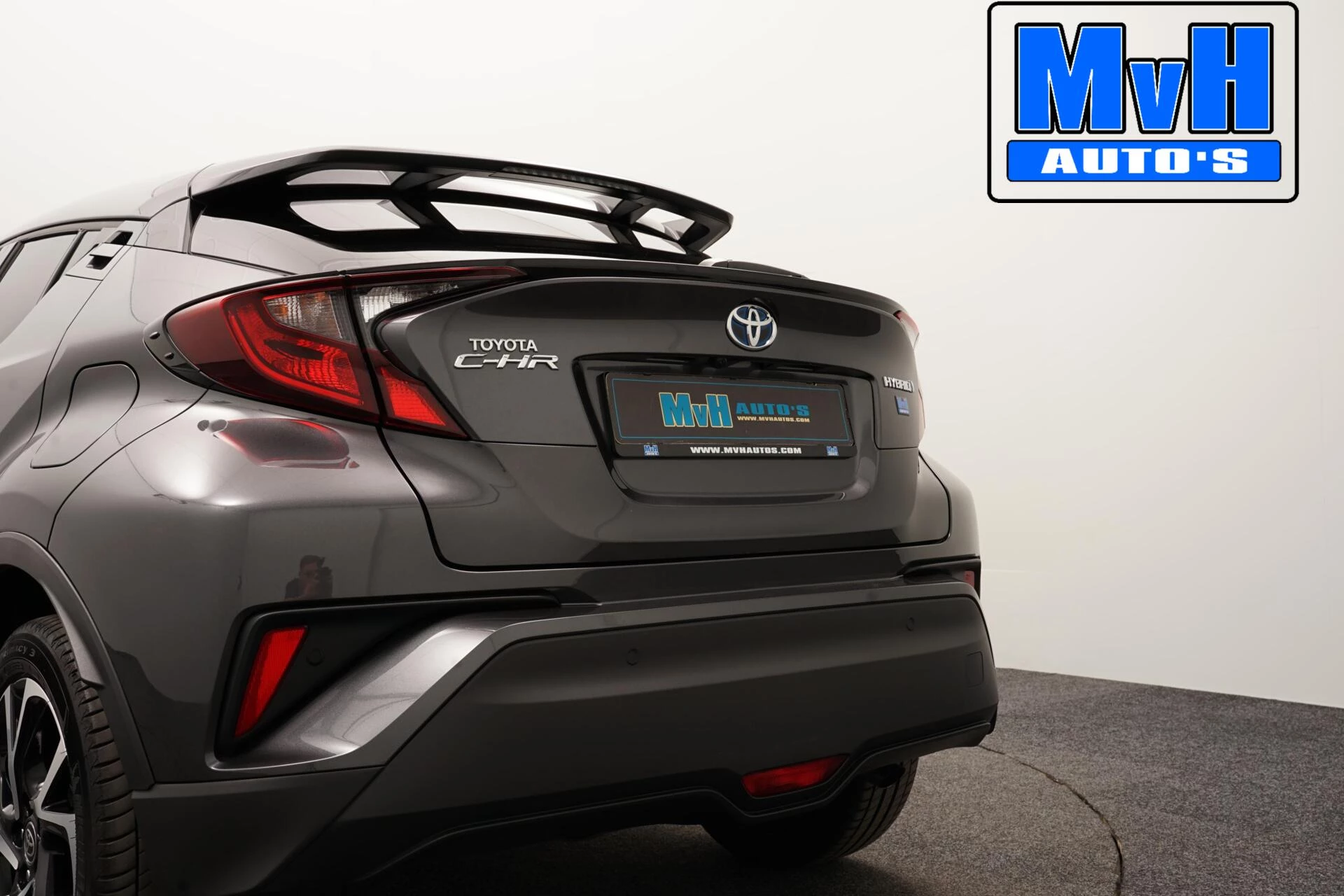 Hoofdafbeelding Toyota C-HR