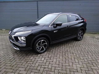 Mitsubishi Eclipse Cross 2.4 PHEV Intense+ Rijklaarprijs! Dealer onderhouden!