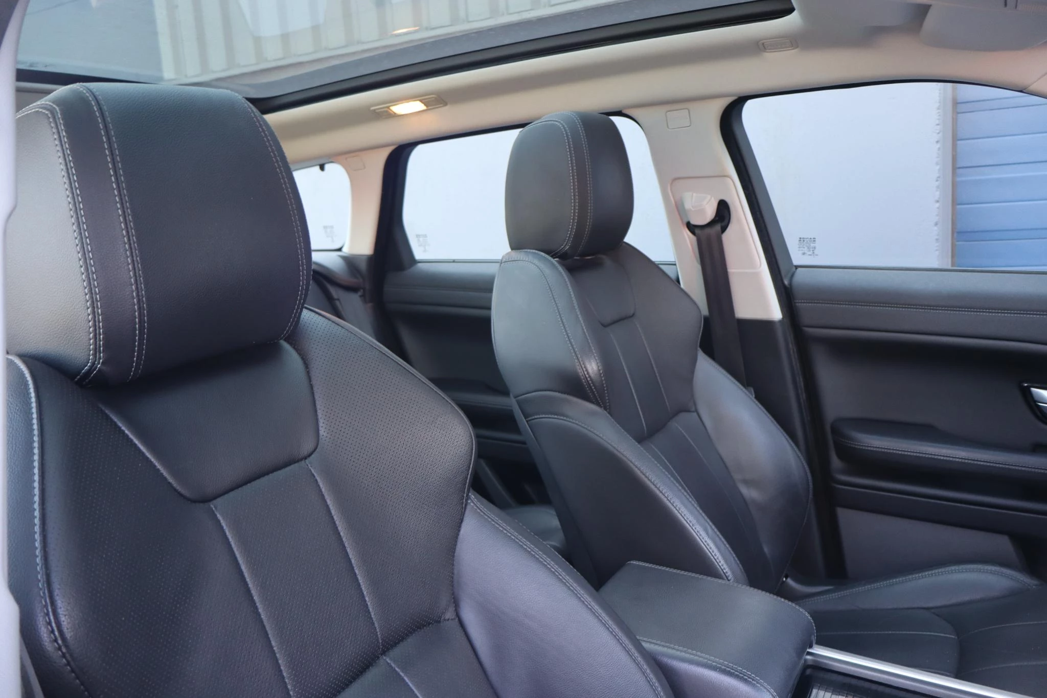 Hoofdafbeelding Land Rover Envogue