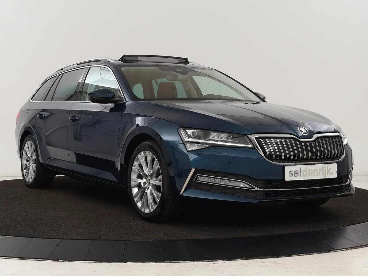 Hoofdafbeelding Škoda Superb