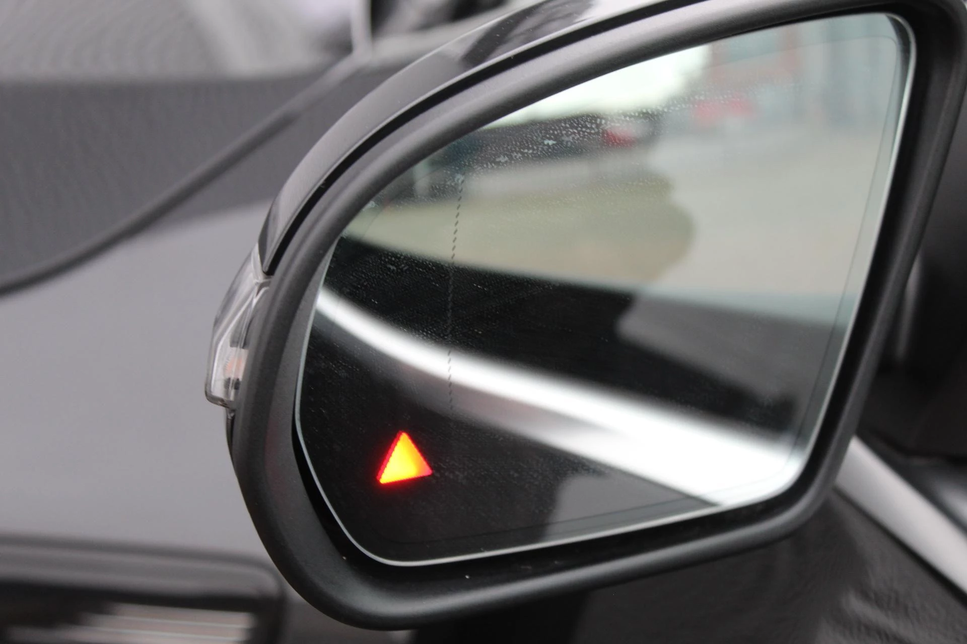 Hoofdafbeelding Mercedes-Benz EQC