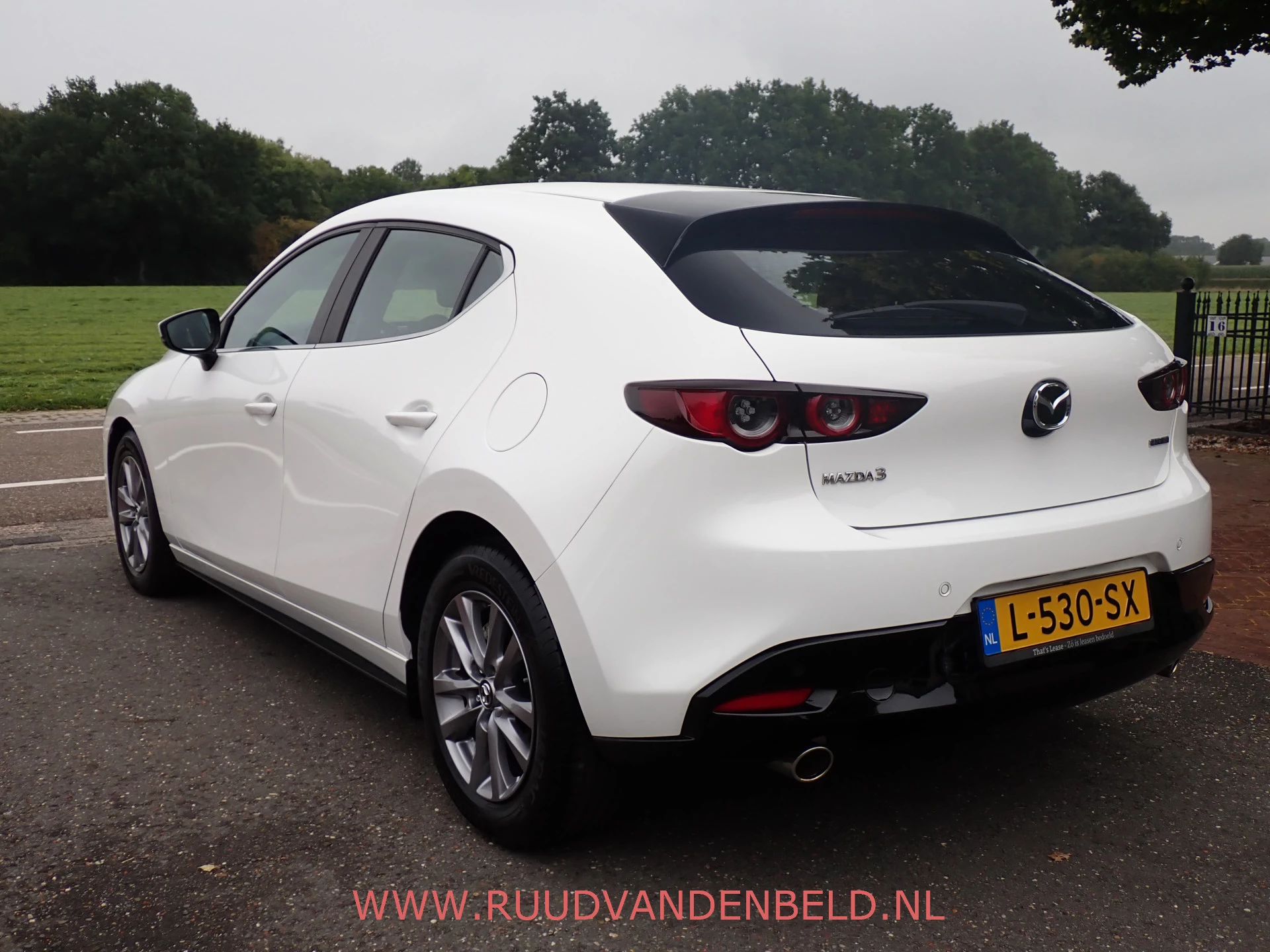 Hoofdafbeelding Mazda 3