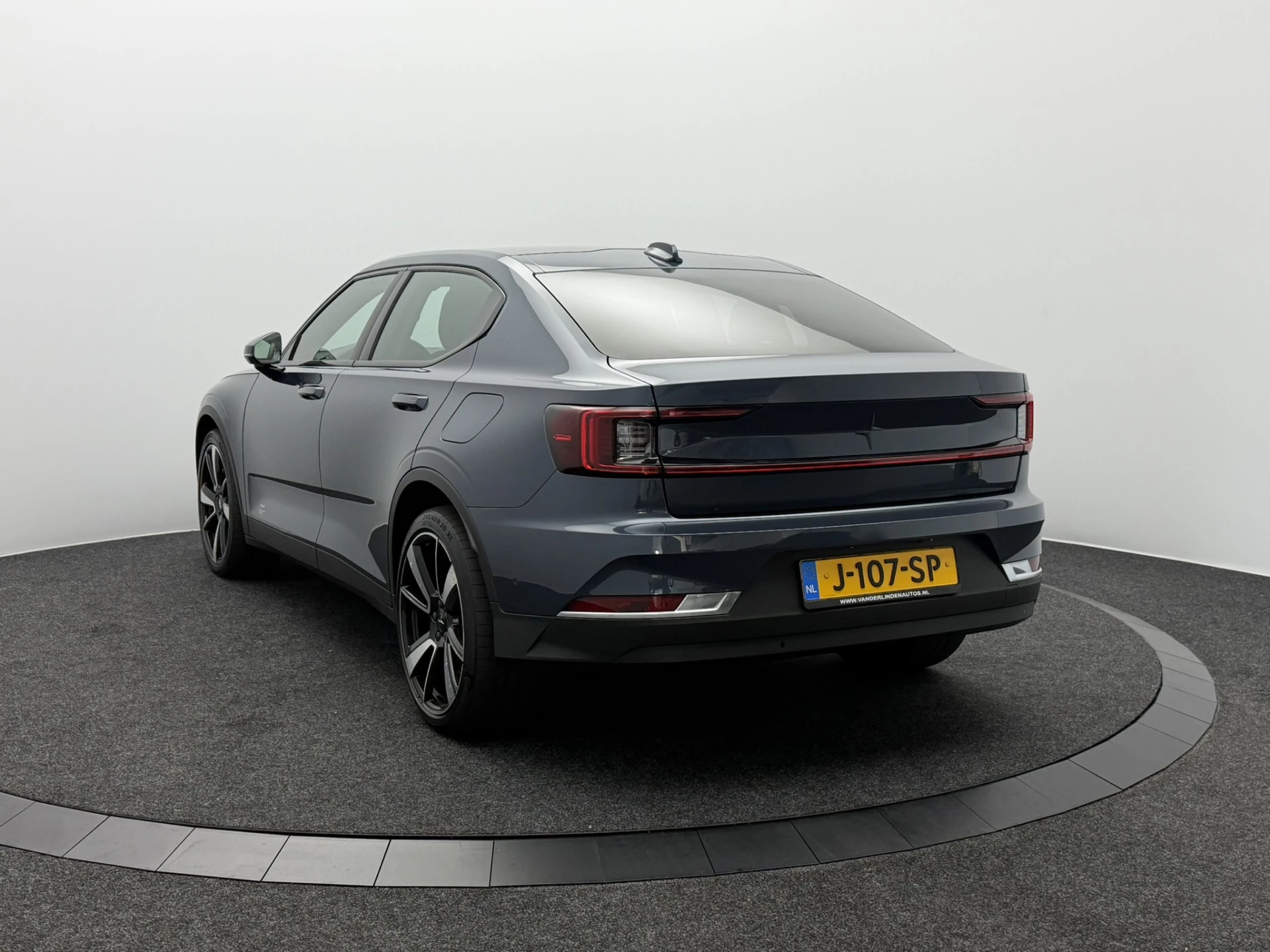 Hoofdafbeelding Polestar 2