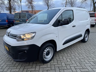 Hoofdafbeelding Citroën Berlingo Citroën Berlingo 1.5 BlueHDI Club / vaste prijs rijklaar € 11.950 ex btw / lease vanaf € 219 / airco / cruise / schuifdeur / nette bus! / euro 6 diesel / Apple Carplay Android Auto