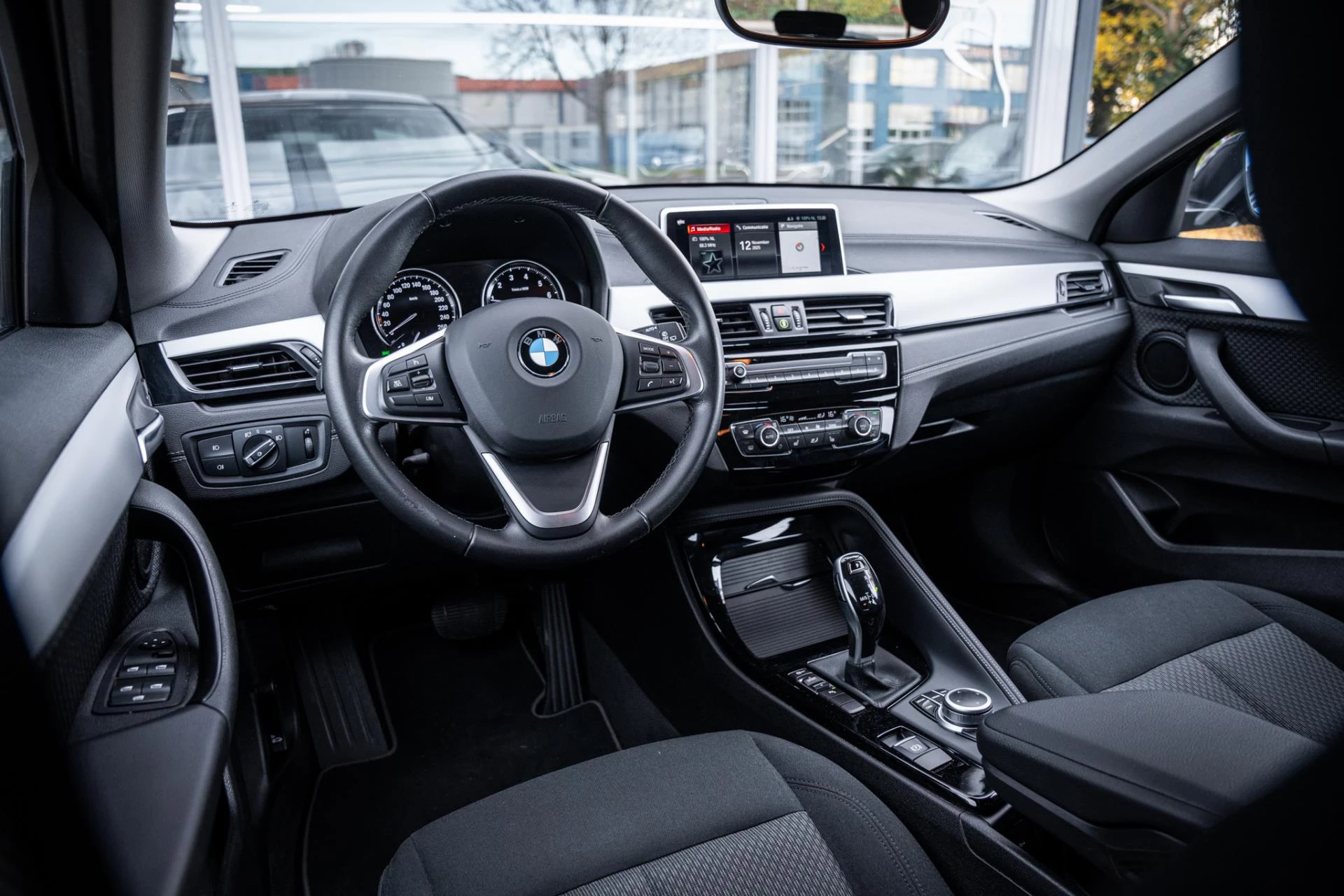 Hoofdafbeelding BMW X2