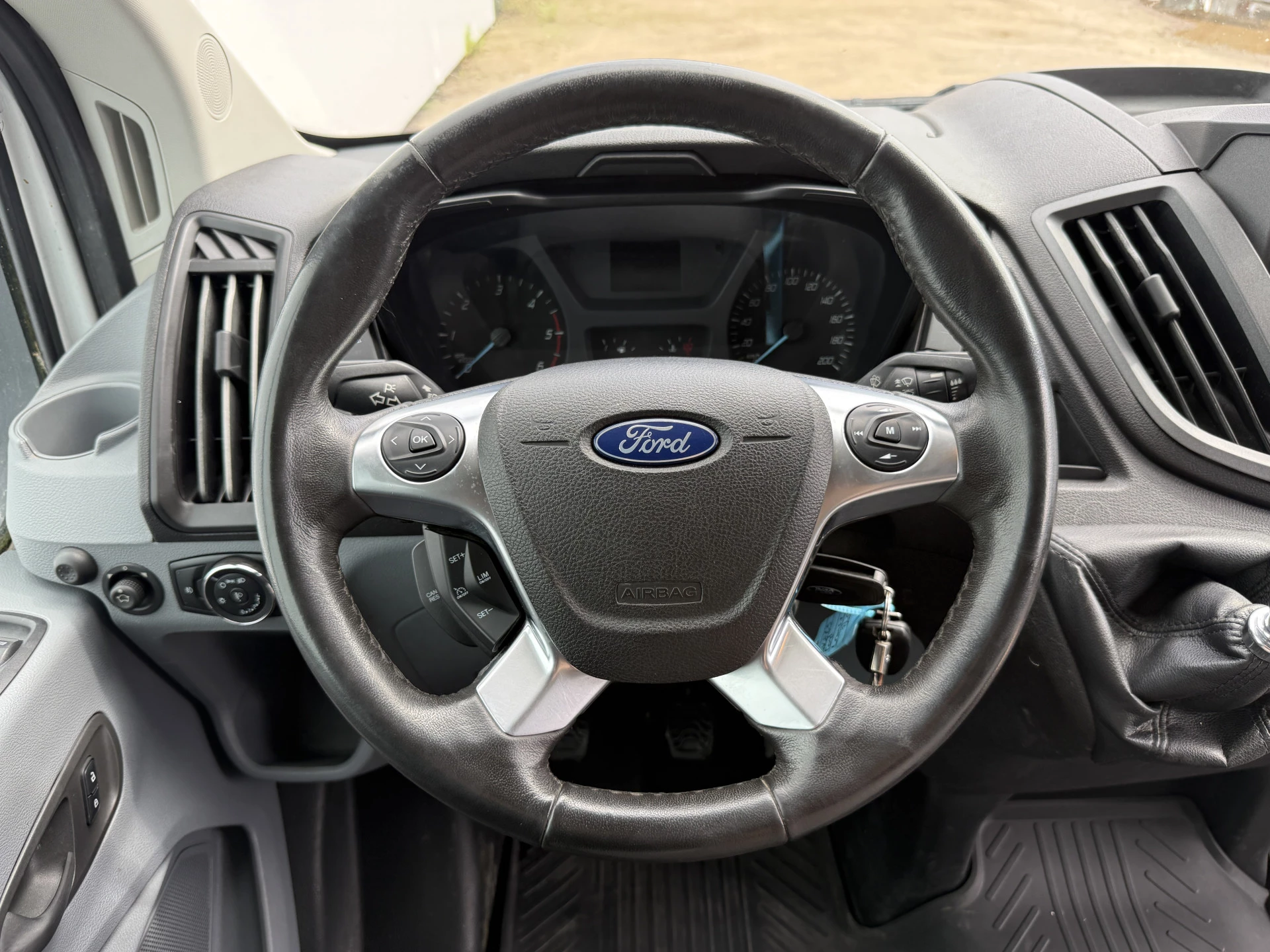 Hoofdafbeelding Ford Transit