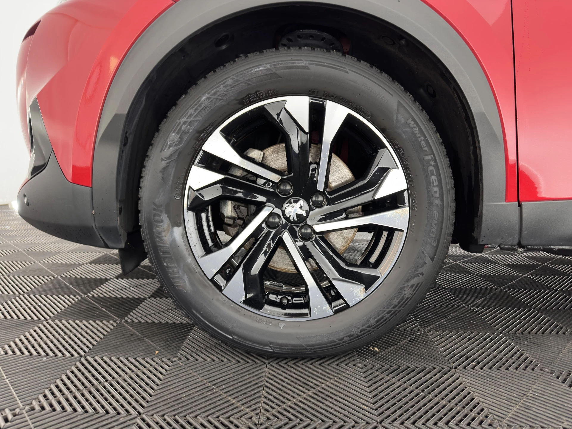 Hoofdafbeelding Peugeot e-2008