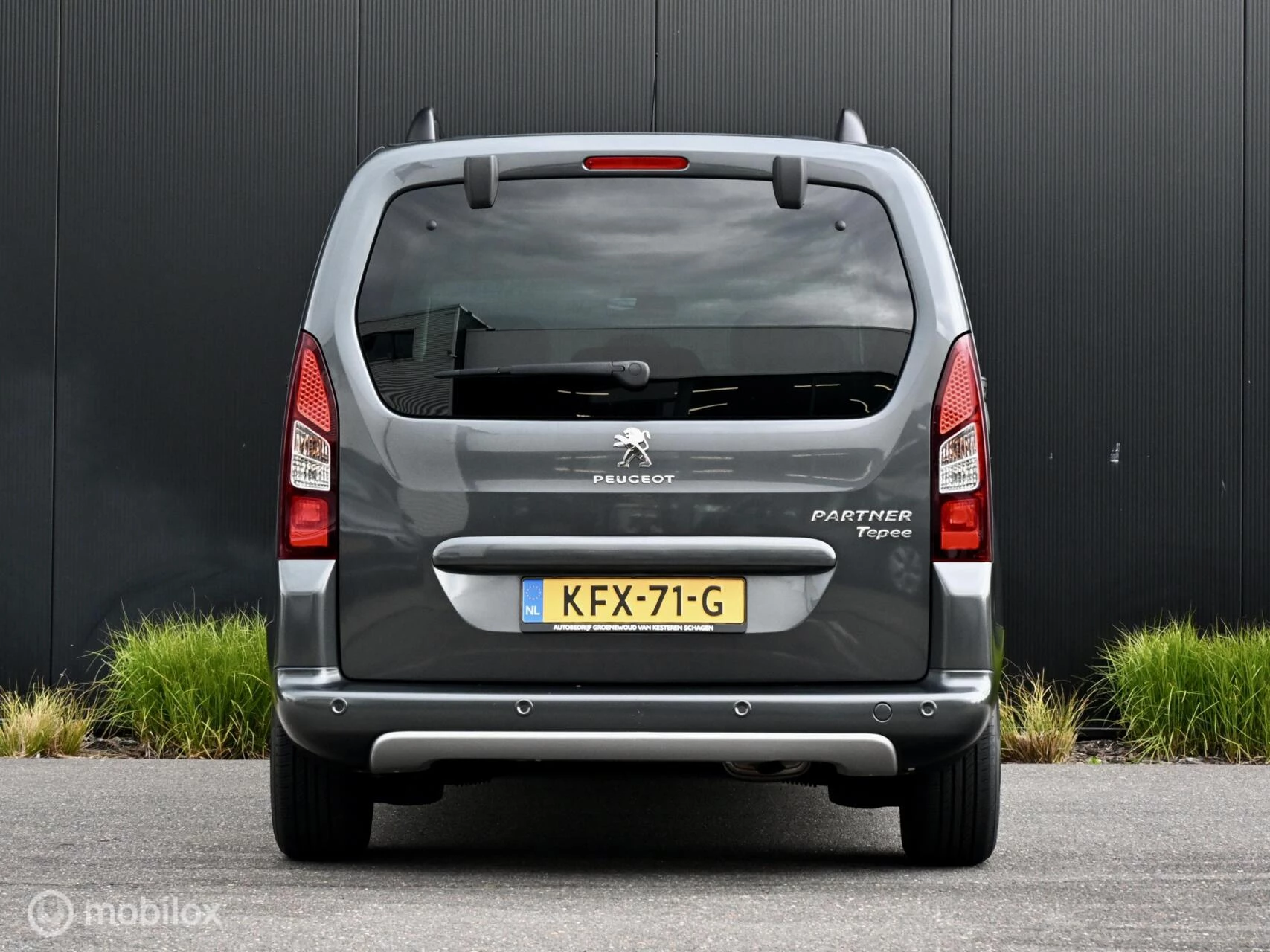 Hoofdafbeelding Peugeot Partner
