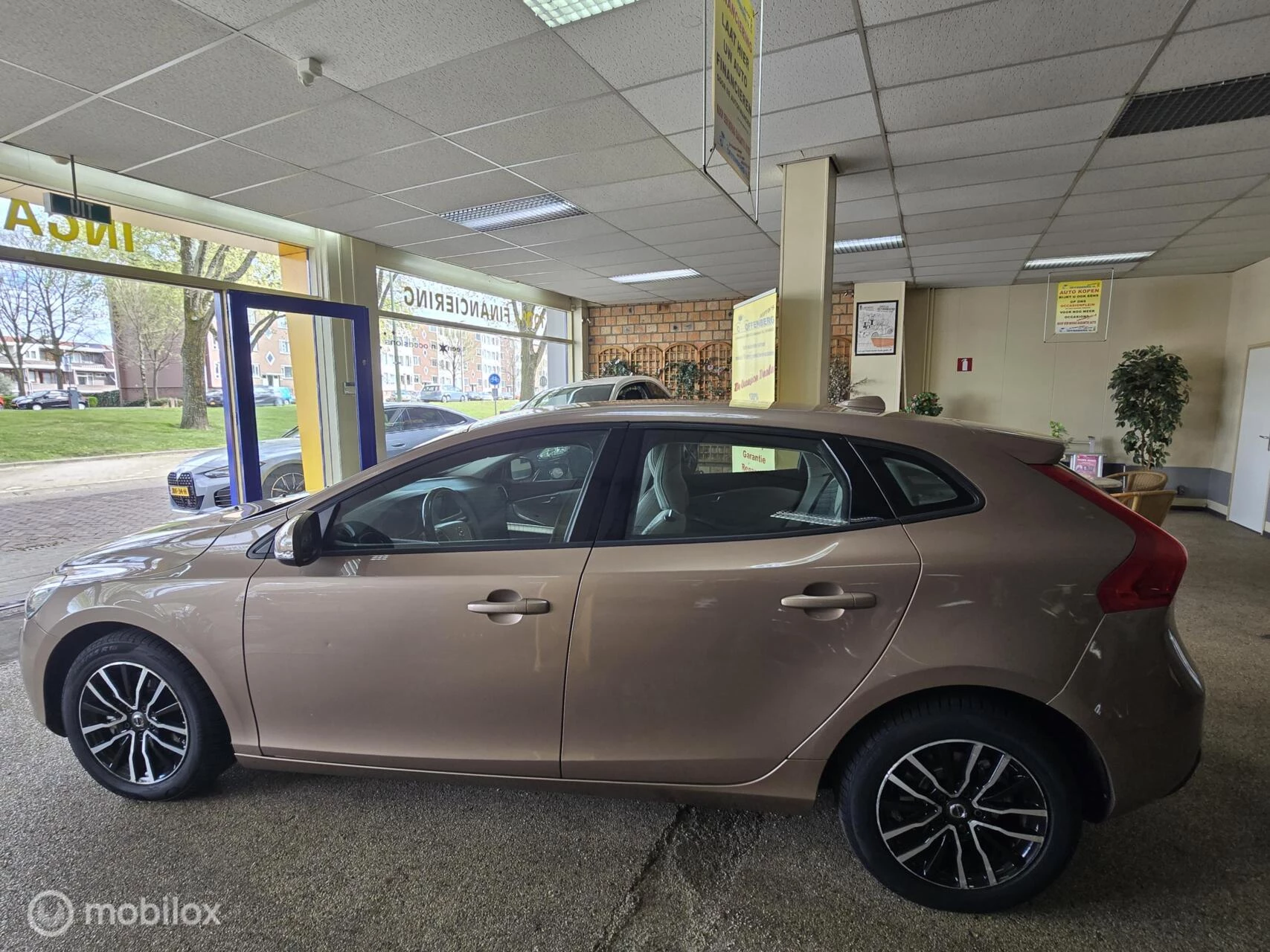 Hoofdafbeelding Volvo V40