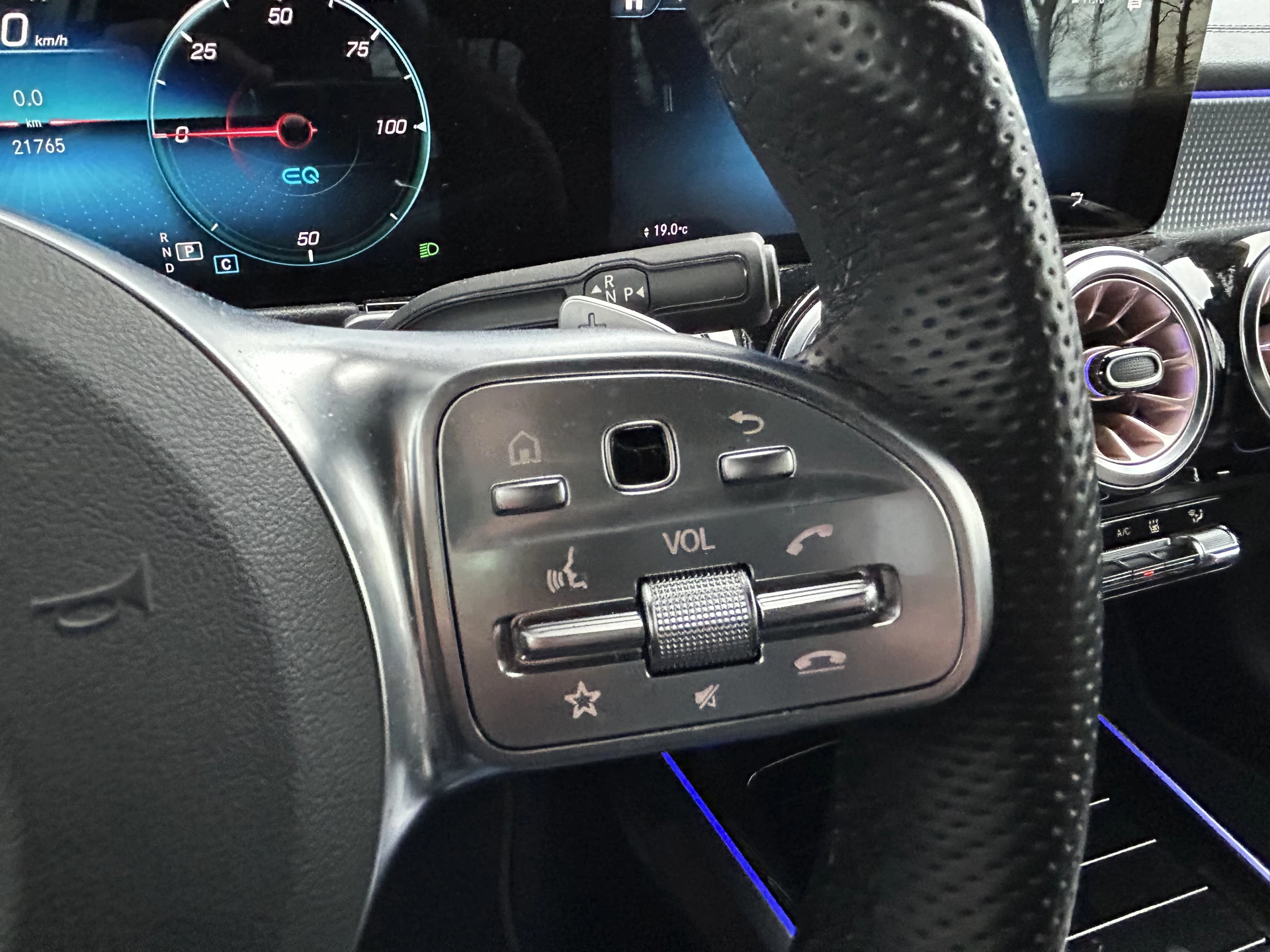 Hoofdafbeelding Mercedes-Benz EQB