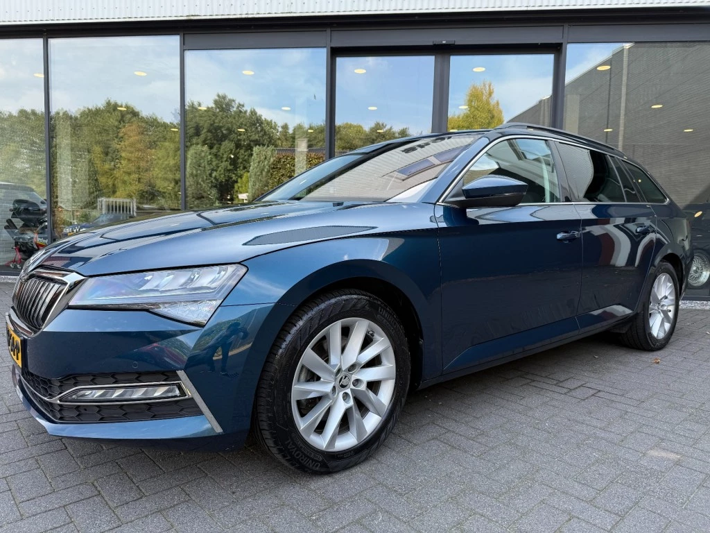 Hoofdafbeelding Škoda Superb