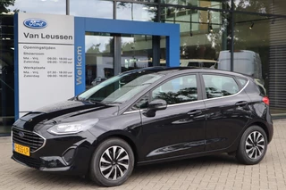 Ford Fiesta 125PK HYBRID TITANIUM APPLE/ANDROID PARK-SENSOREN CLIMA CRUISE NAVI LED DRAADLOOS-LADEN-TEL