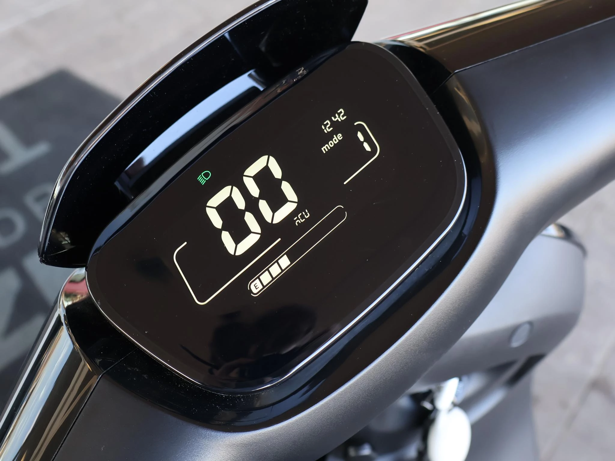 Hoofdafbeelding Segway E300SE