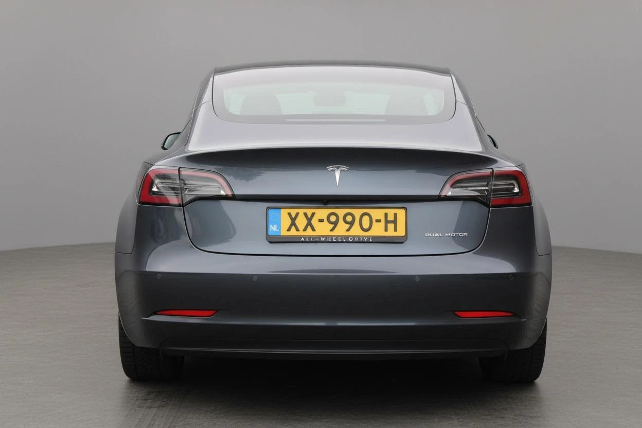 Hoofdafbeelding Tesla Model 3