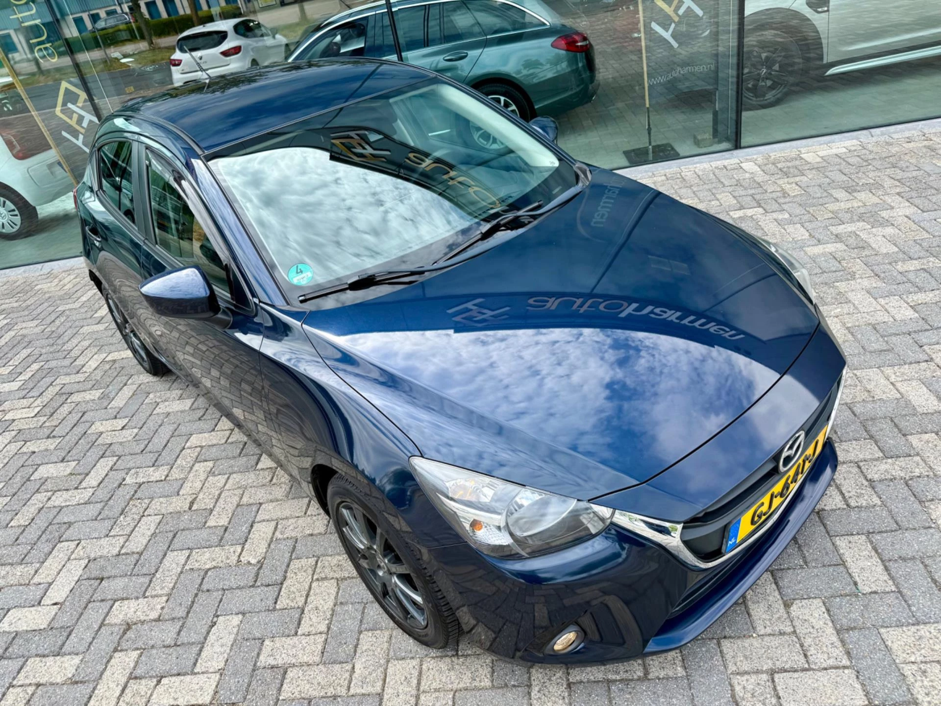 Hoofdafbeelding Mazda 2