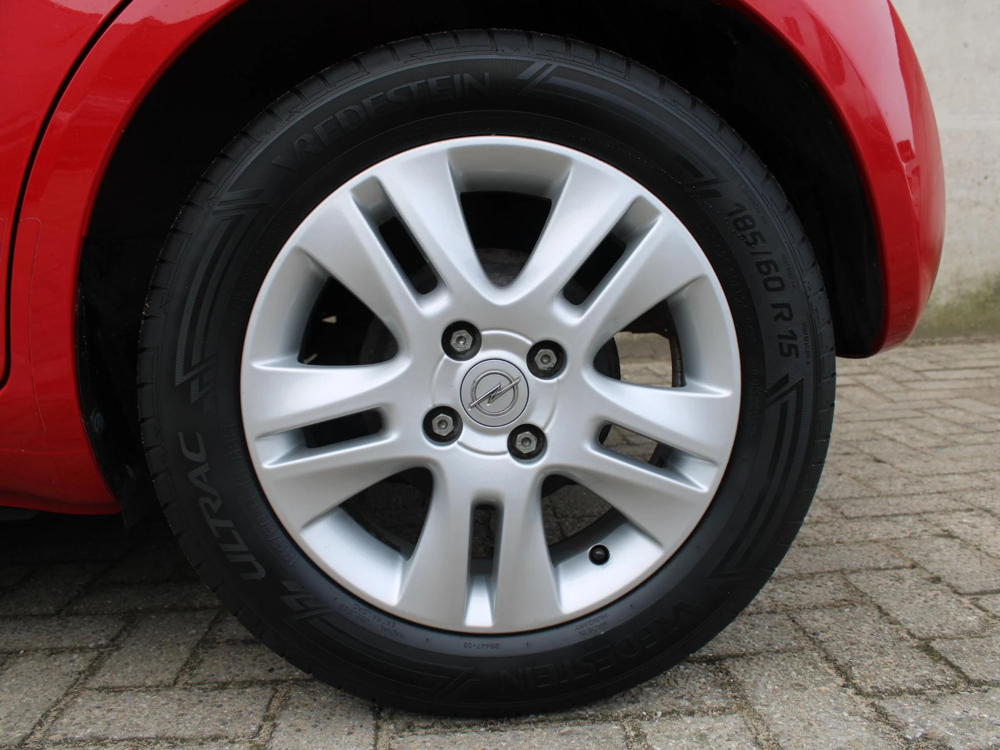 Hoofdafbeelding Opel Agila