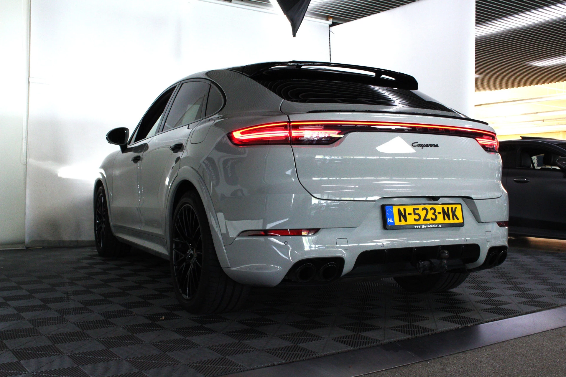 Hoofdafbeelding Porsche Cayenne