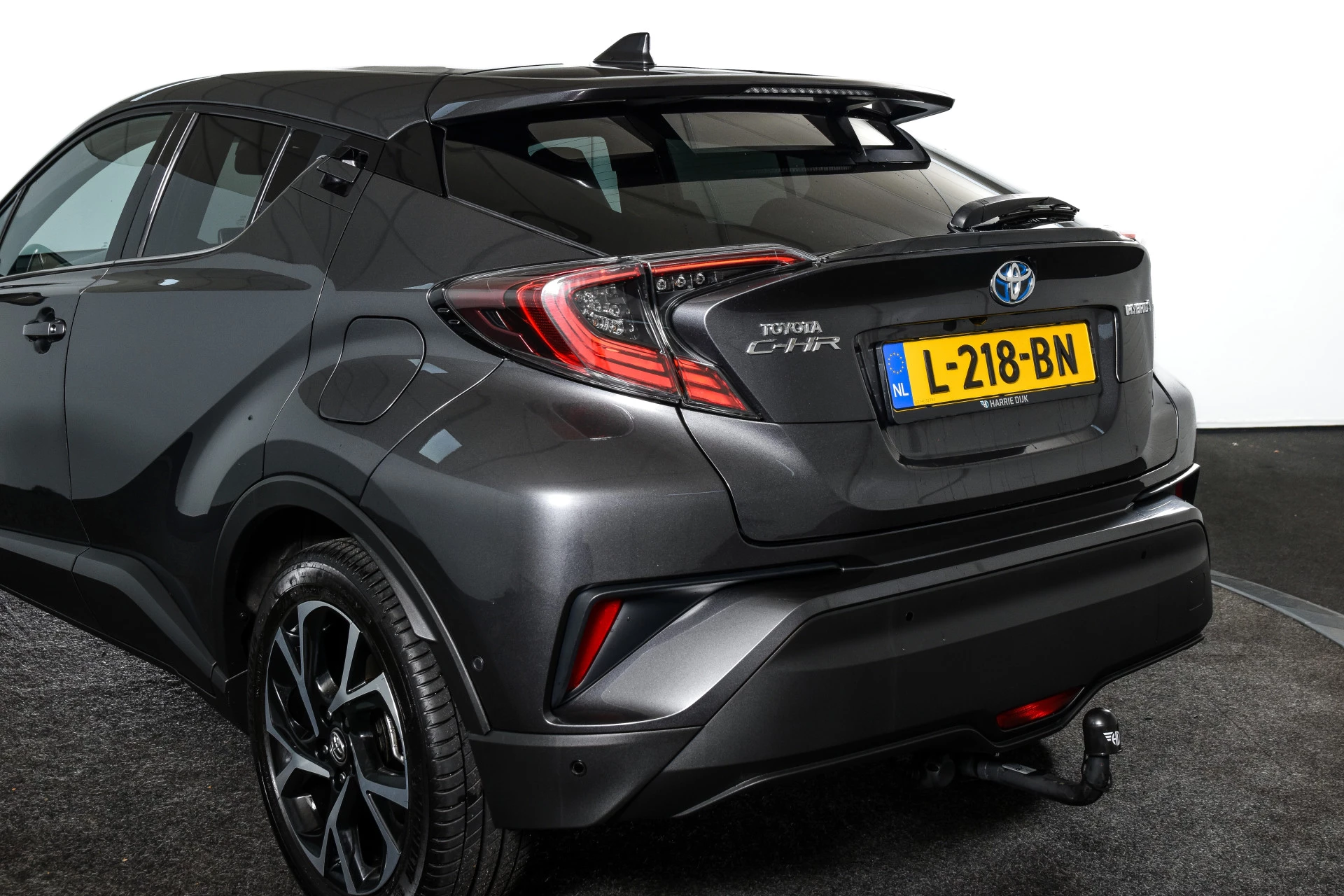 Hoofdafbeelding Toyota C-HR