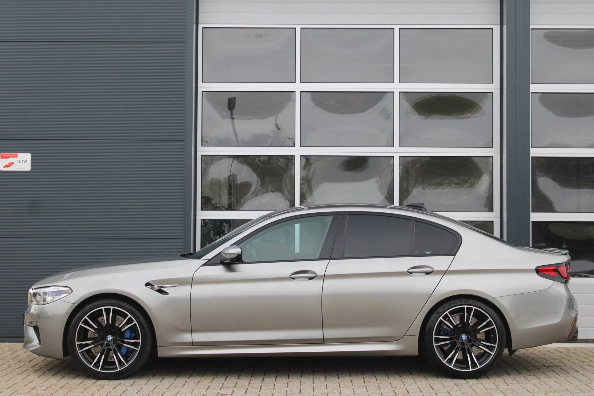 Hoofdafbeelding BMW M5