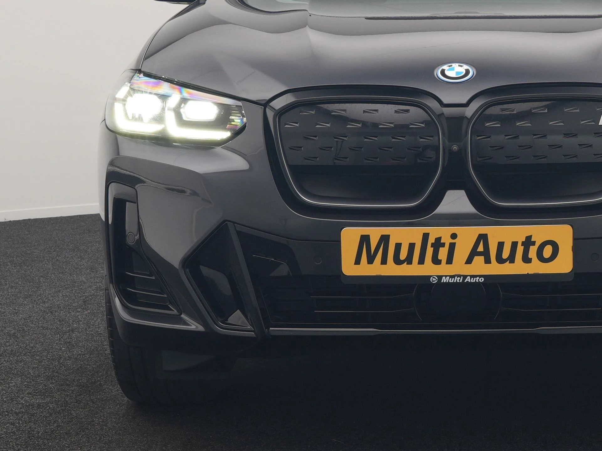 Hoofdafbeelding BMW iX3