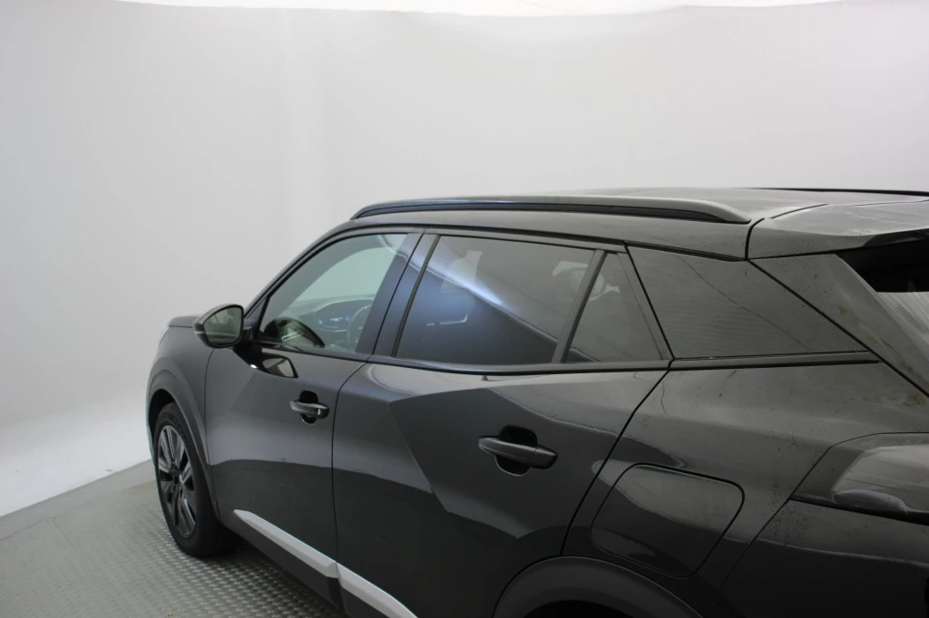 Hoofdafbeelding Peugeot e-2008