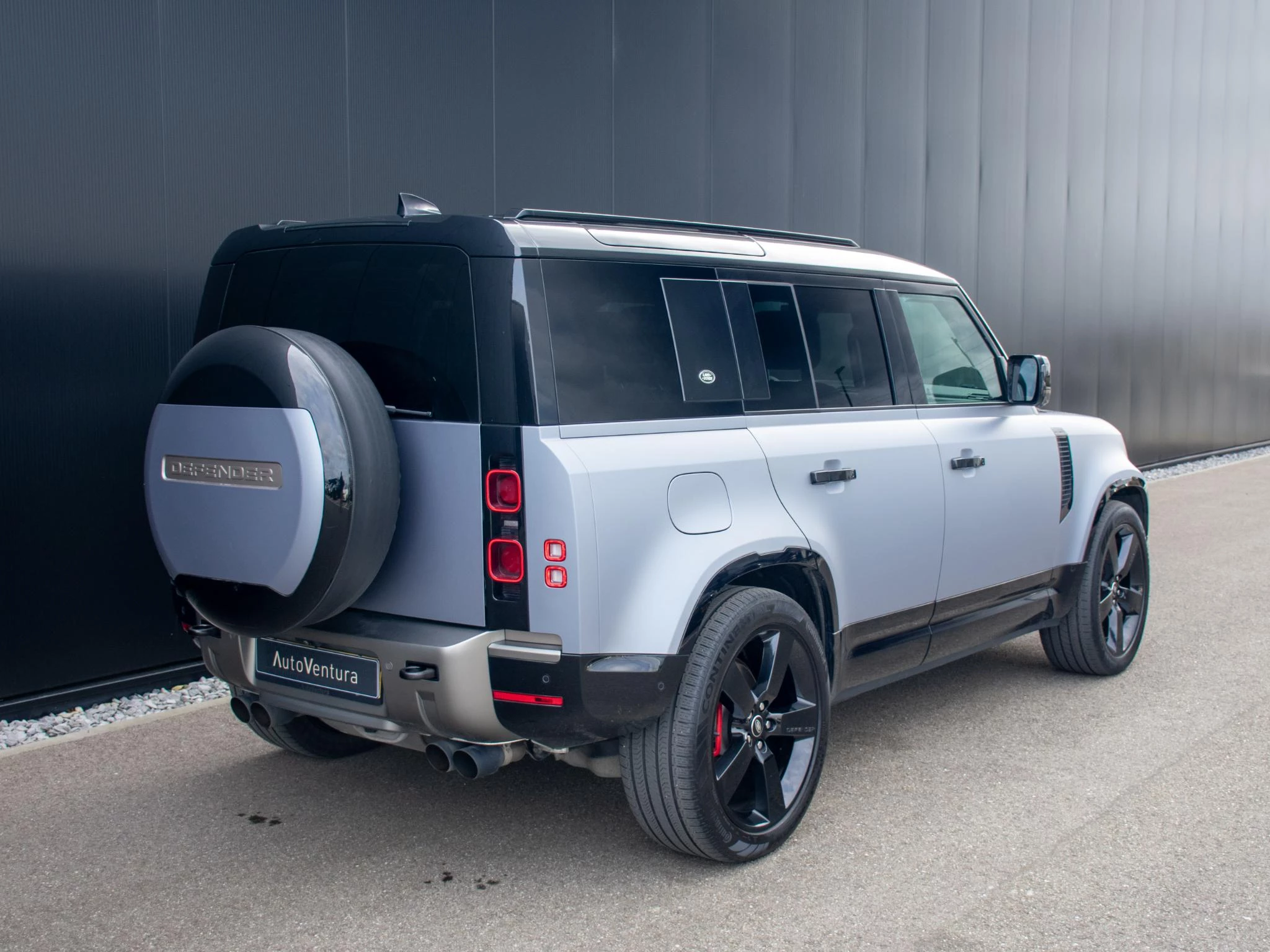 Hoofdafbeelding Land Rover Defender