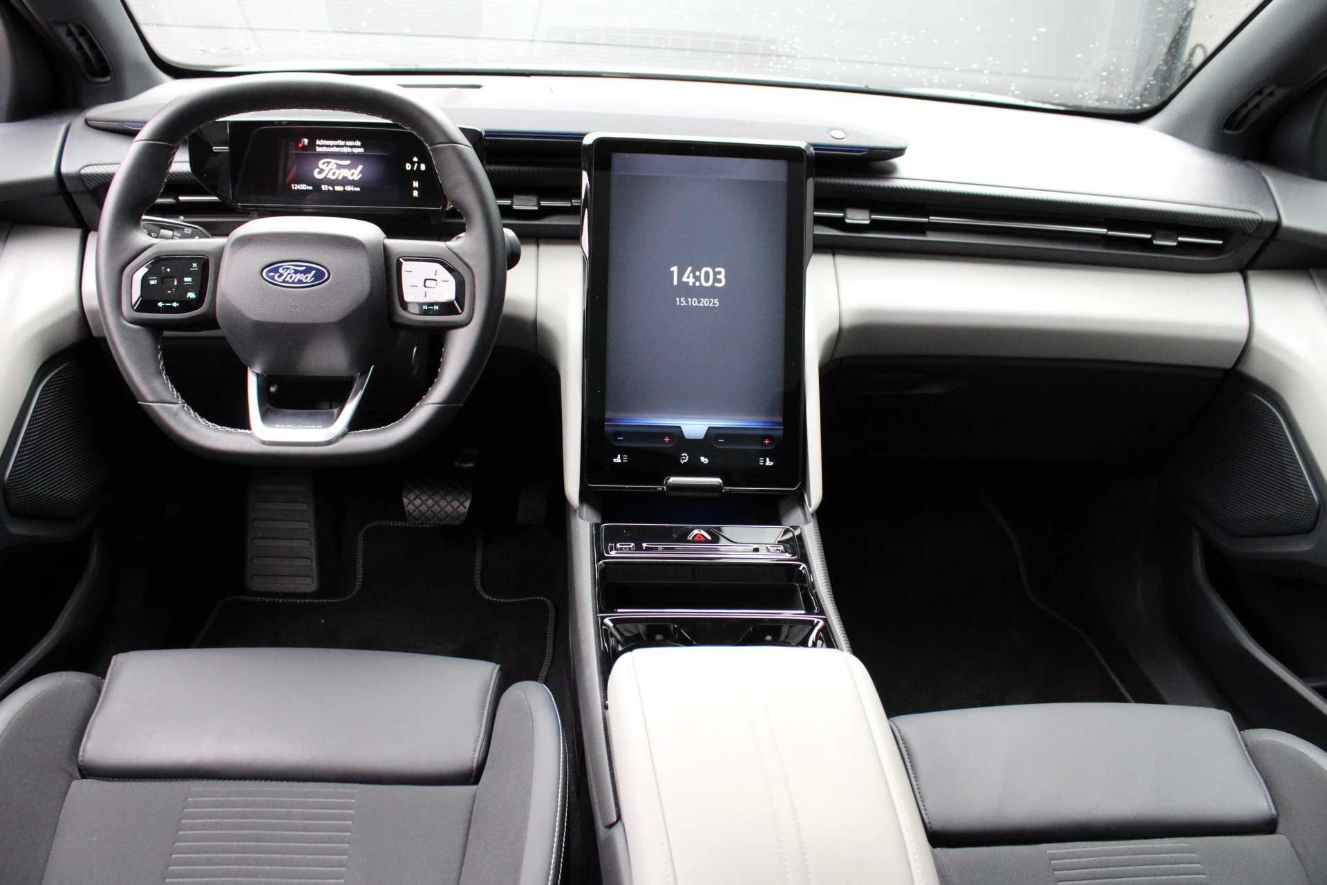 Hoofdafbeelding Ford Explorer