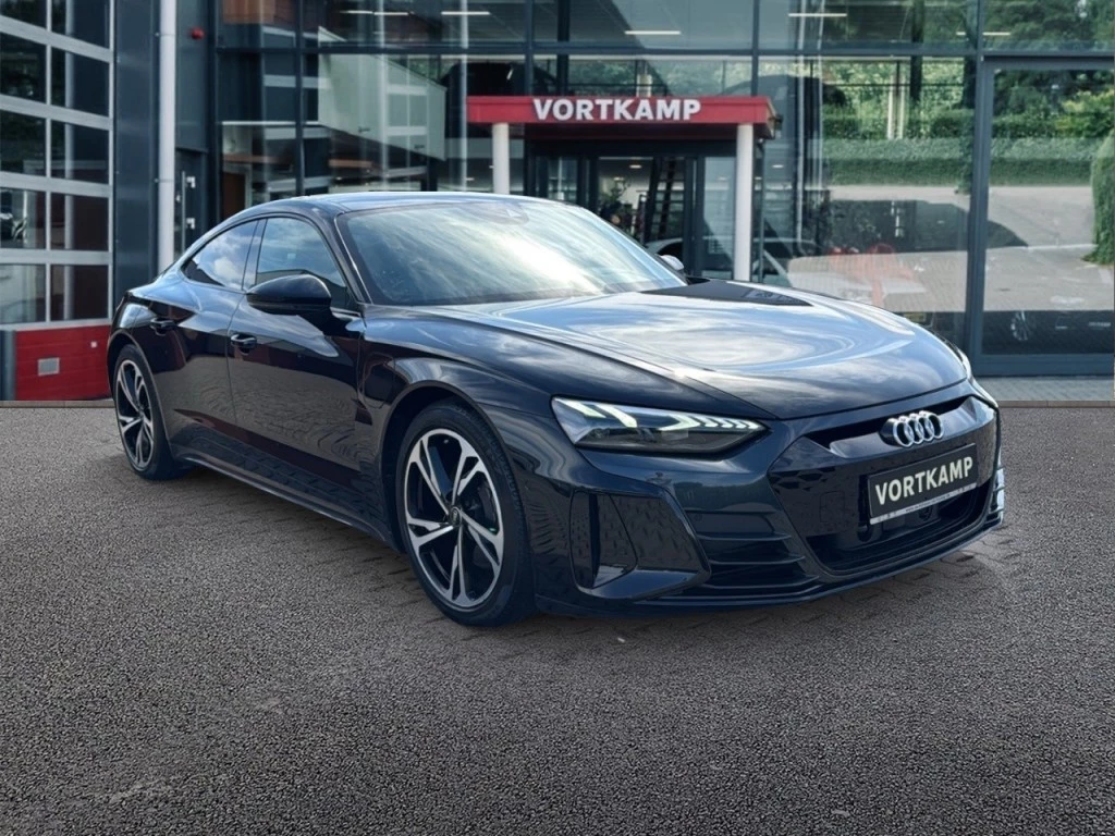 Hoofdafbeelding Audi e-tron
