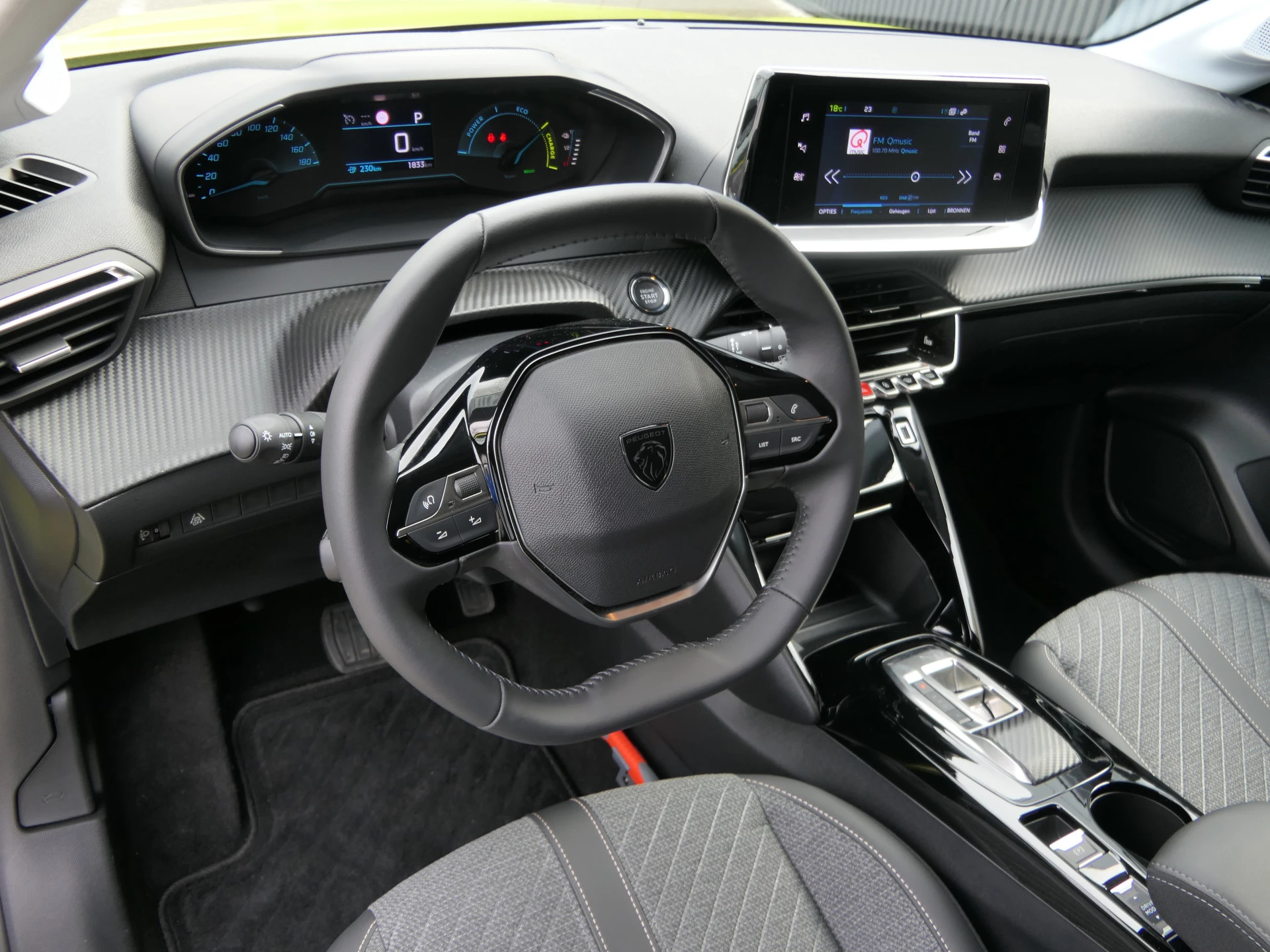 Hoofdafbeelding Peugeot e-208