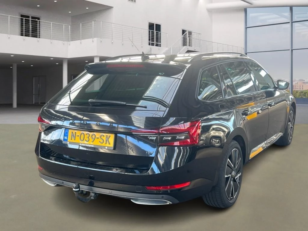 Hoofdafbeelding Škoda Superb