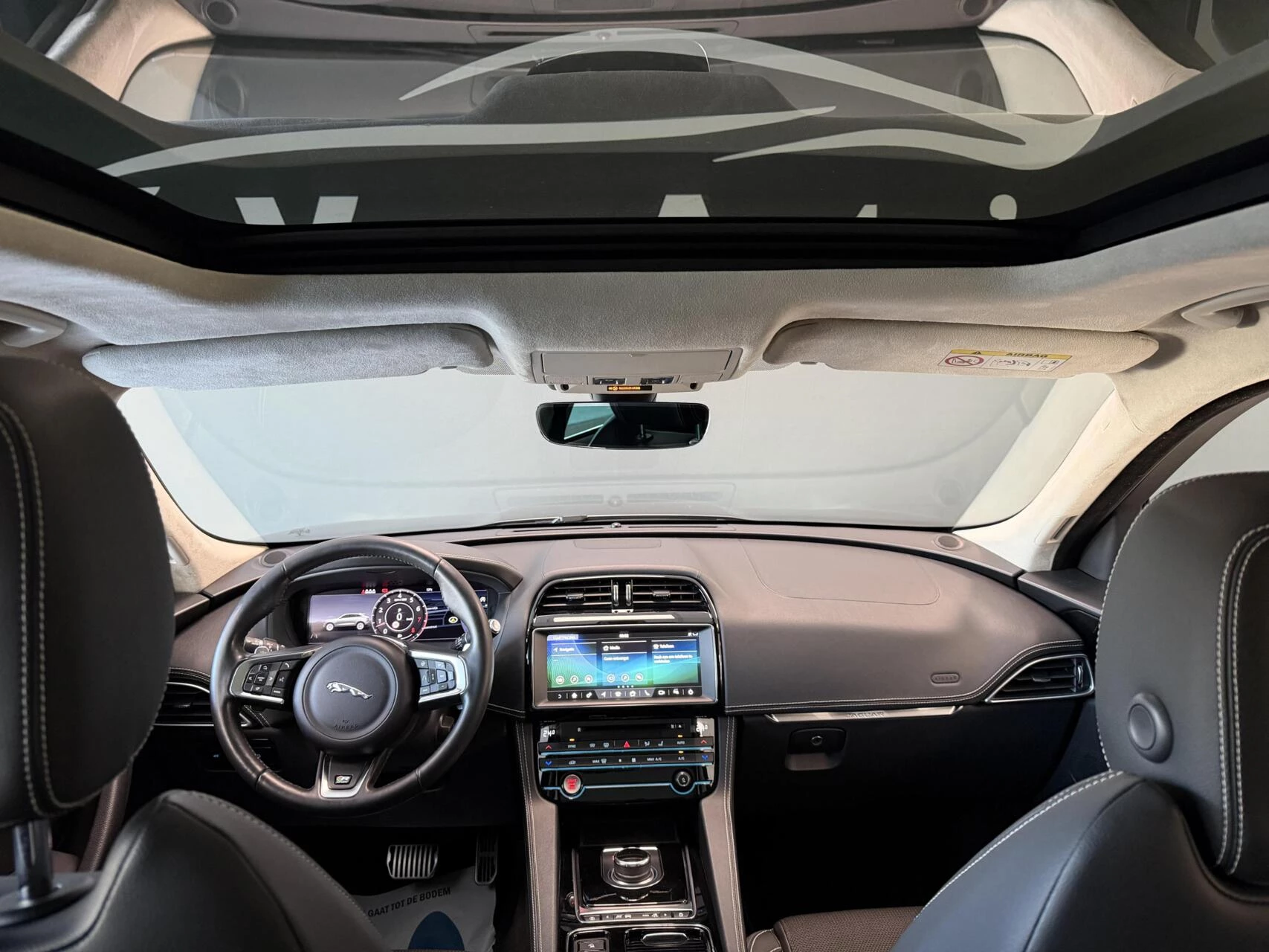 Hoofdafbeelding Jaguar F-PACE