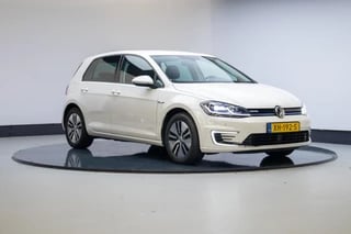 Volkswagen e-Golf E-DITION | Leder | Camera | Warmtepomp |