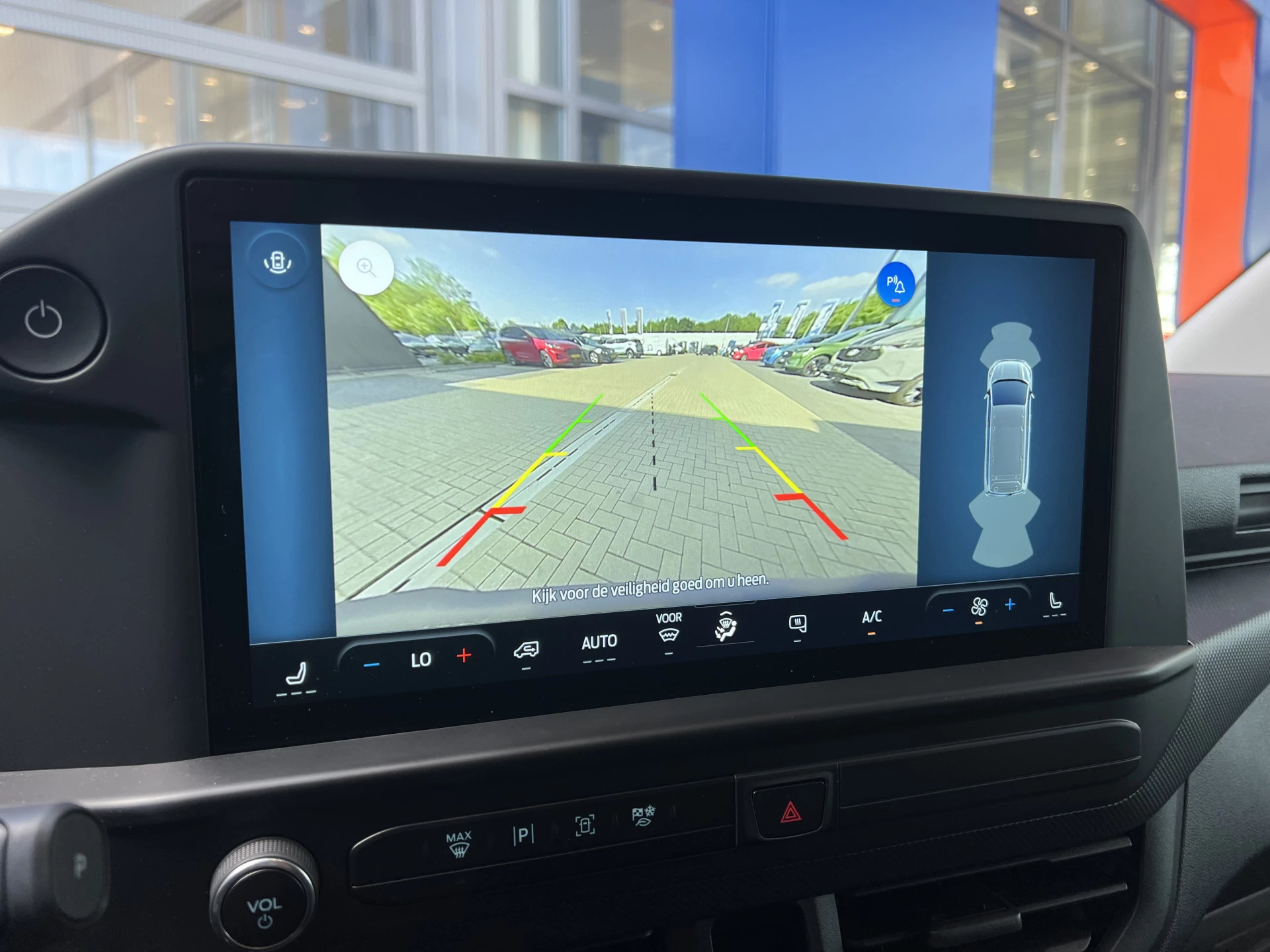 Hoofdafbeelding Ford E-Transit Custom