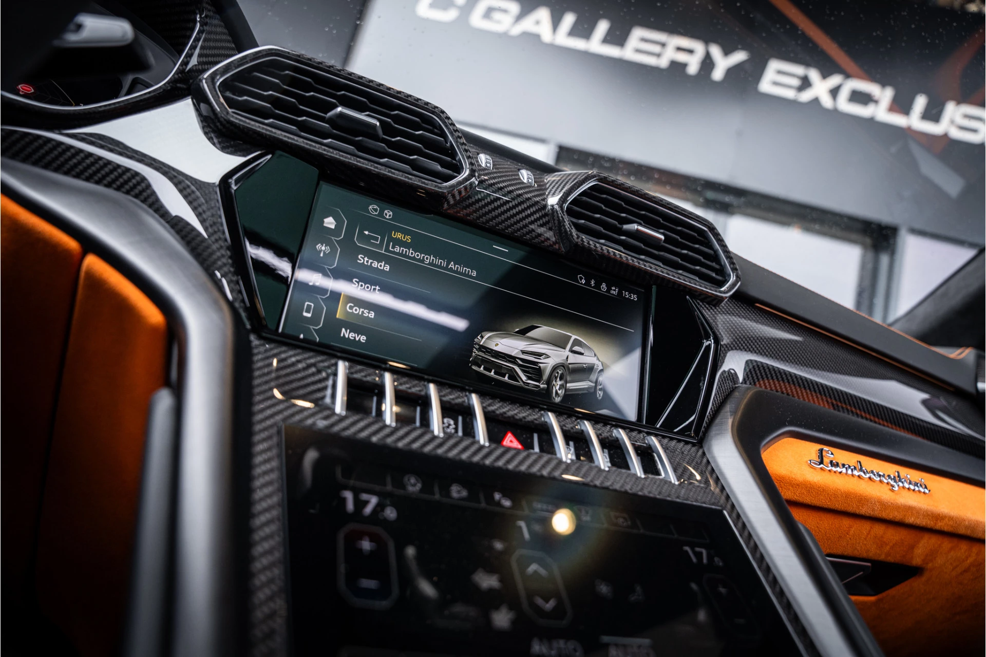 Hoofdafbeelding Lamborghini Urus