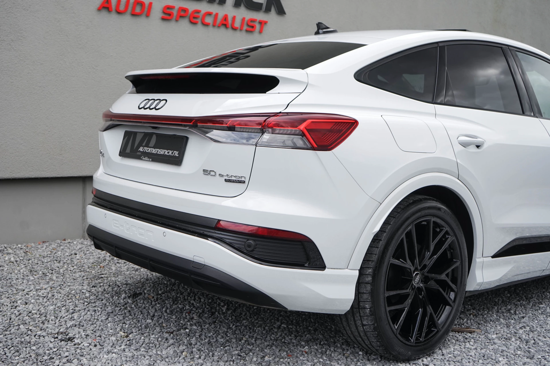 Hoofdafbeelding Audi Q4 Sportback e-tron