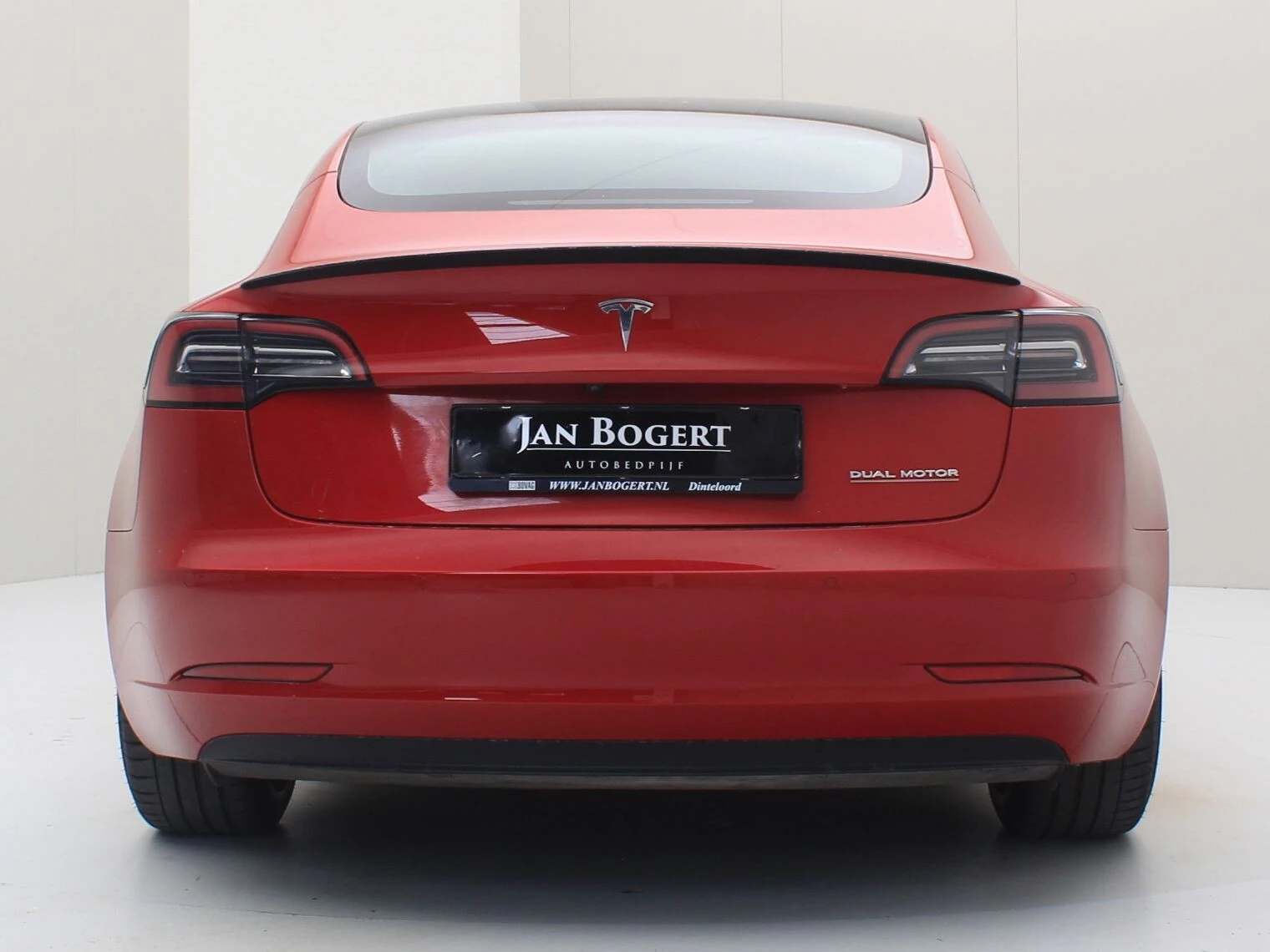 Hoofdafbeelding Tesla Model 3