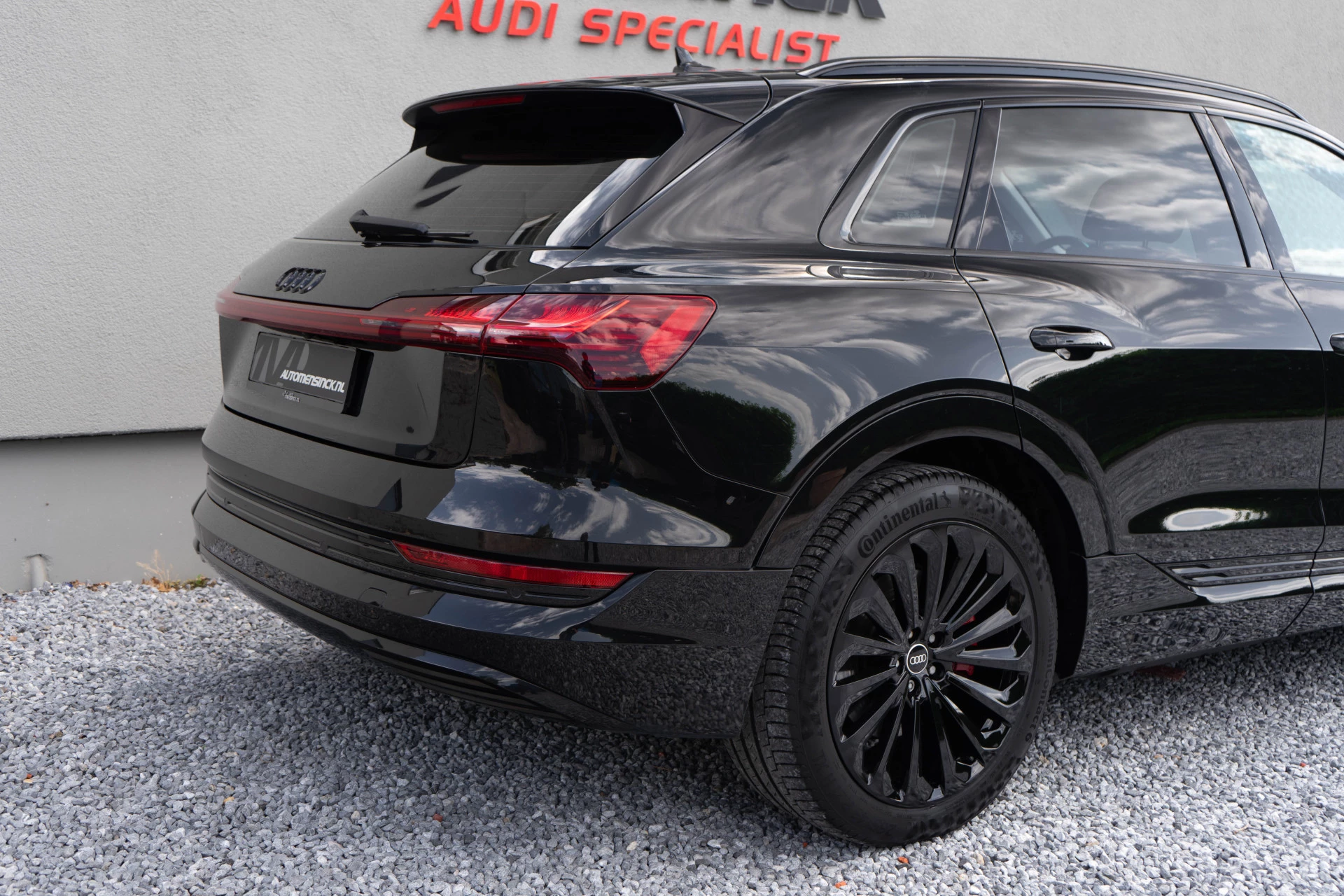 Hoofdafbeelding Audi e-tron