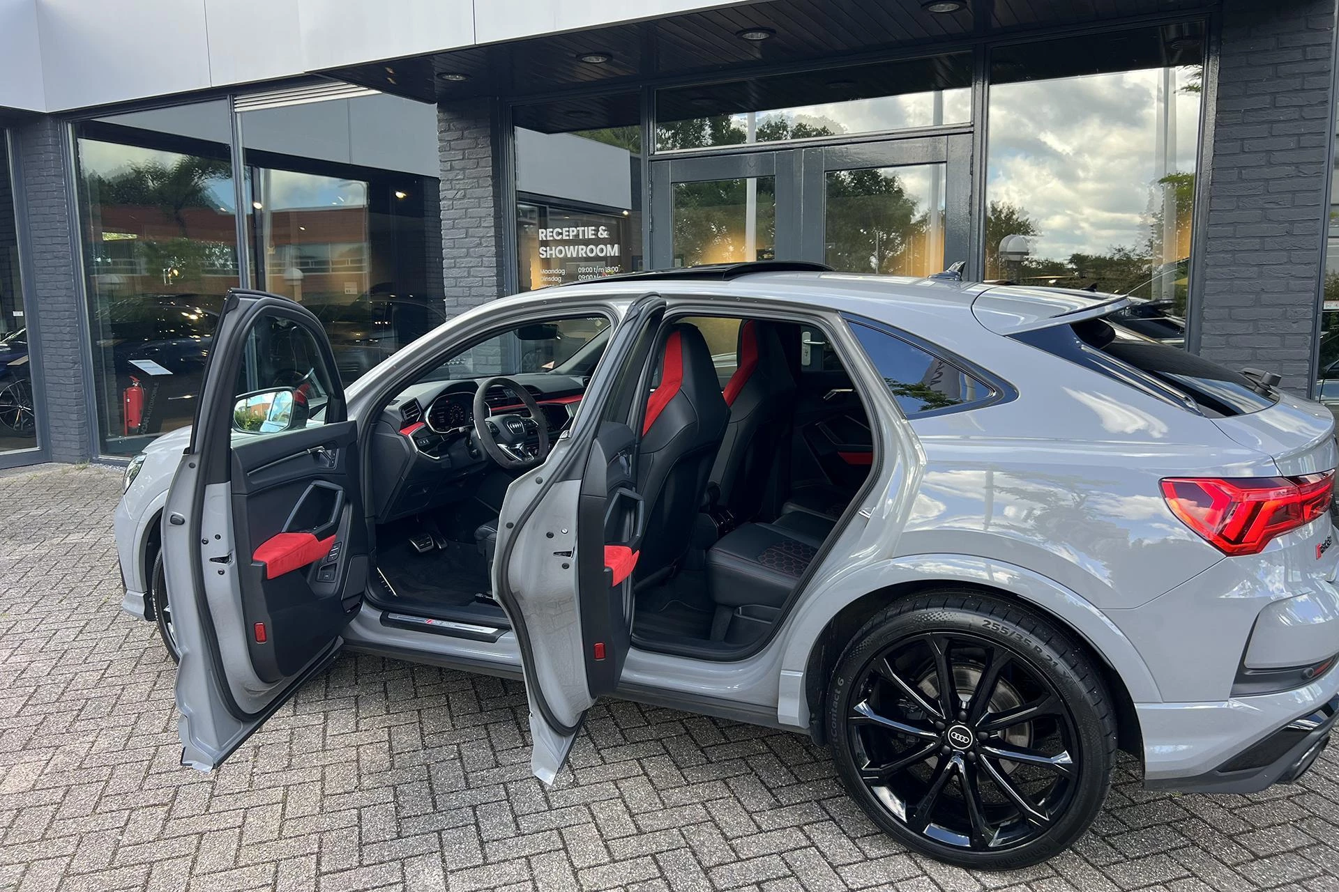 Hoofdafbeelding Audi RSQ3